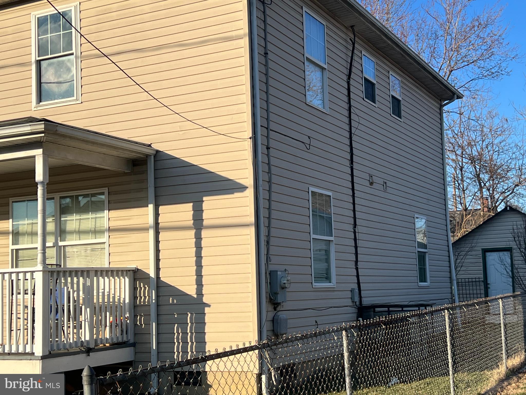 WHITE HOUSE HEIGHTS - Residential