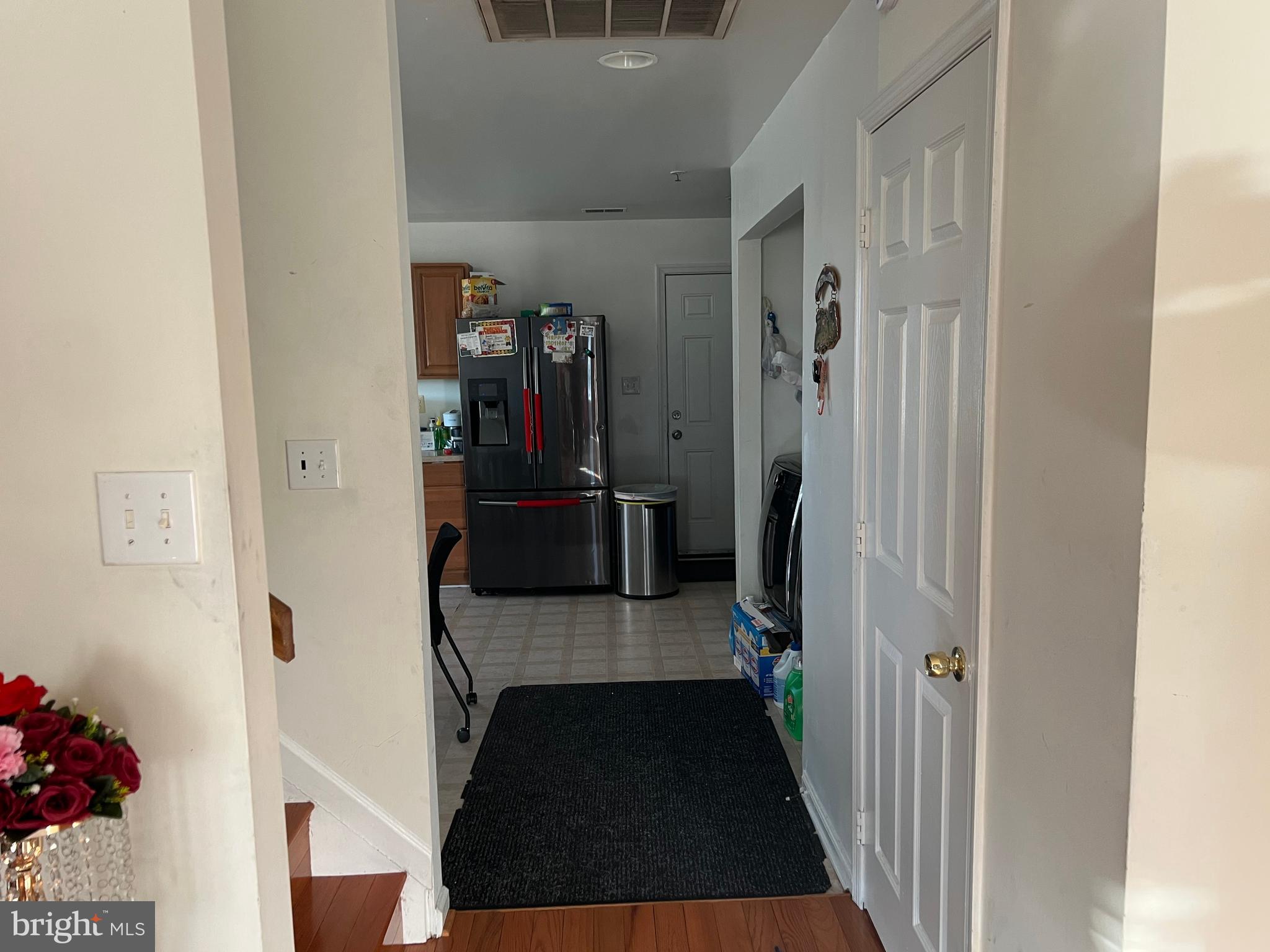 WHITE HOUSE HEIGHTS - Residential