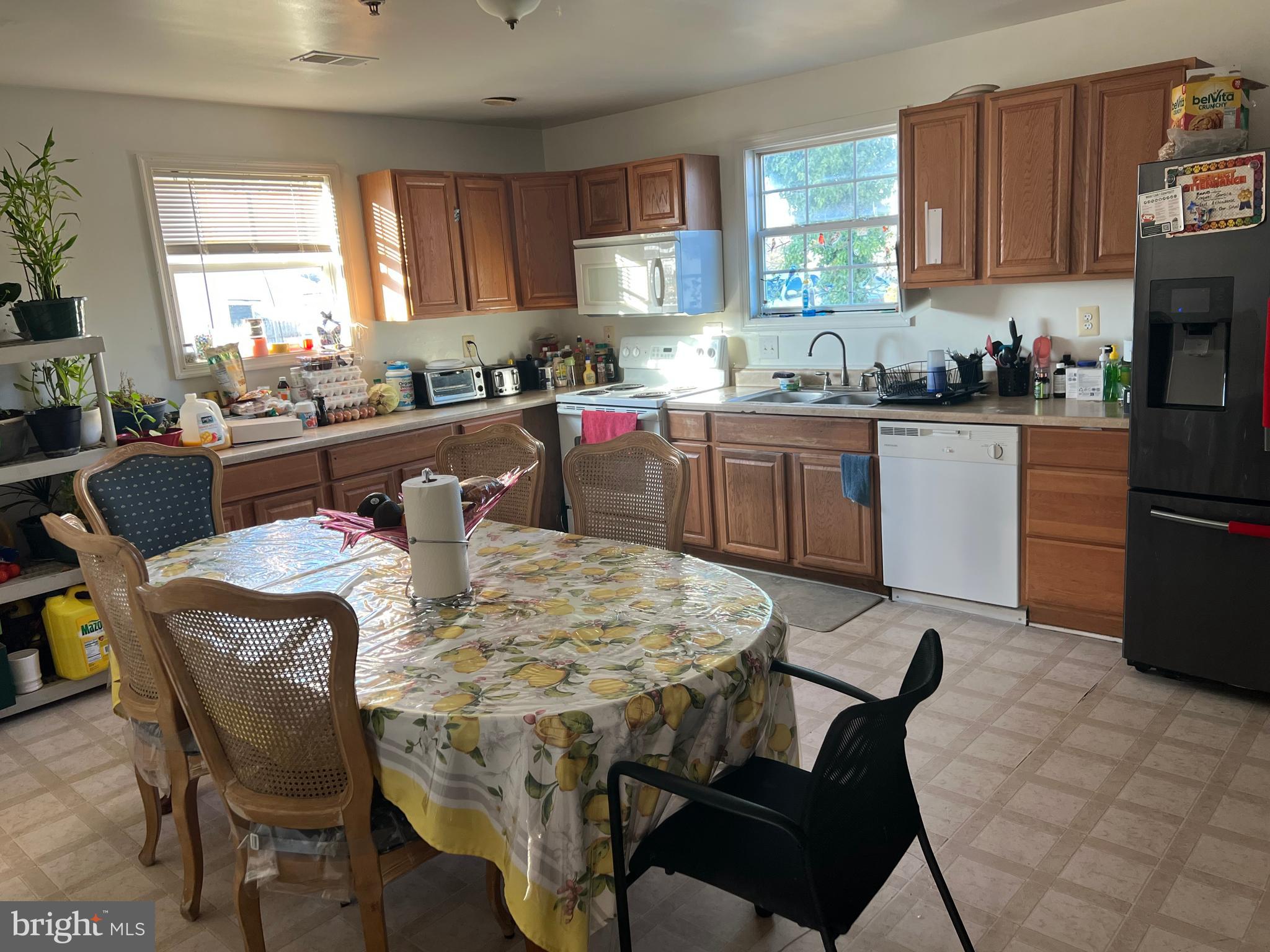 WHITE HOUSE HEIGHTS - Residential