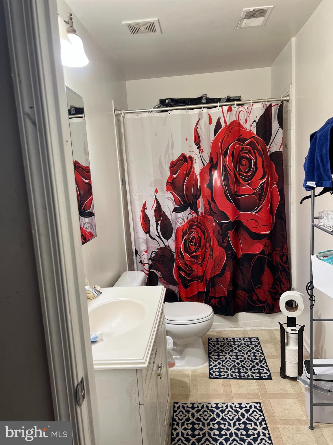 WHITE HOUSE HEIGHTS - Residential