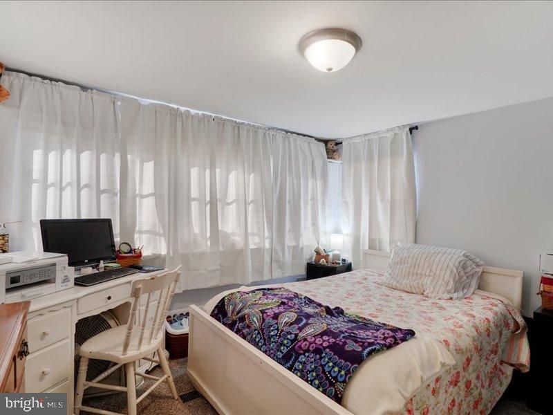 THUNDERBIRD MHP - Residential