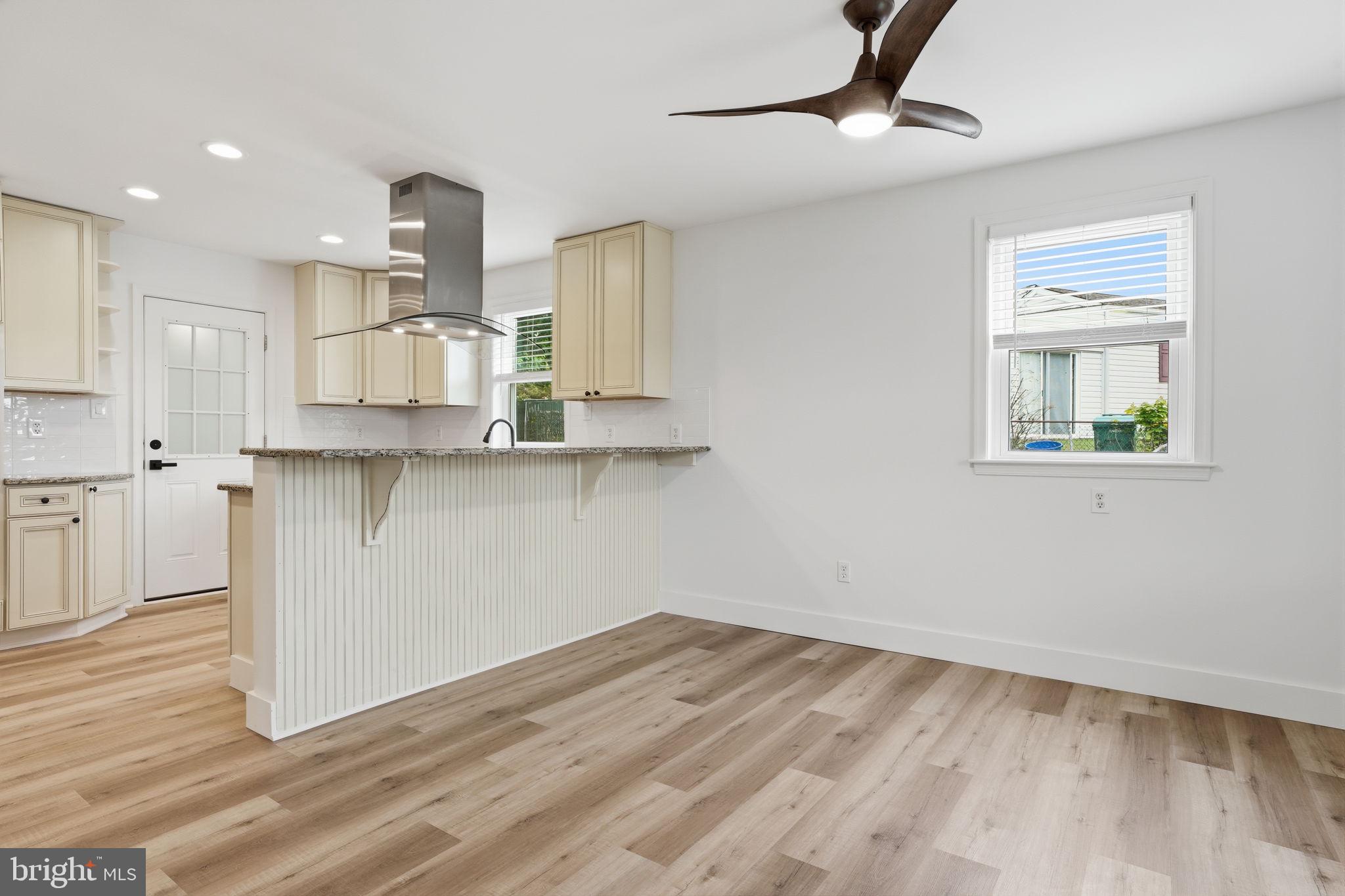 LANGHORNE TERRACE - Residential