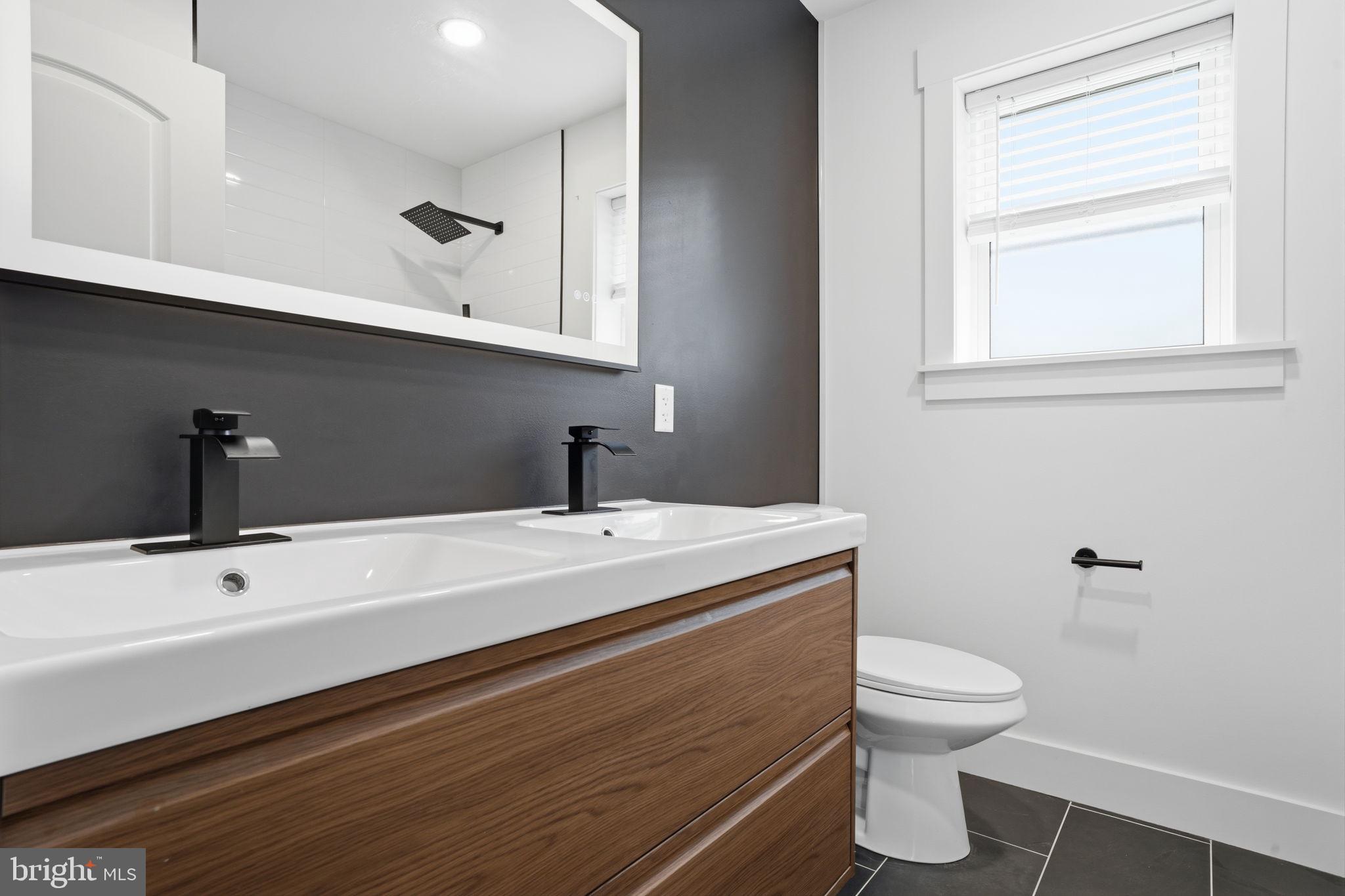 LANGHORNE TERRACE - Residential