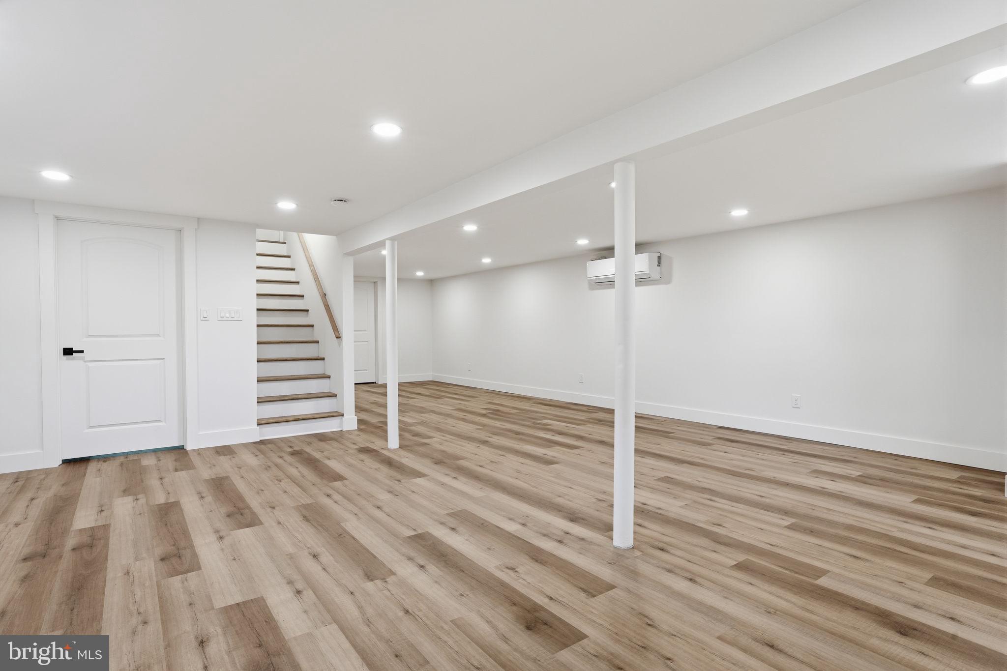 LANGHORNE TERRACE - Residential