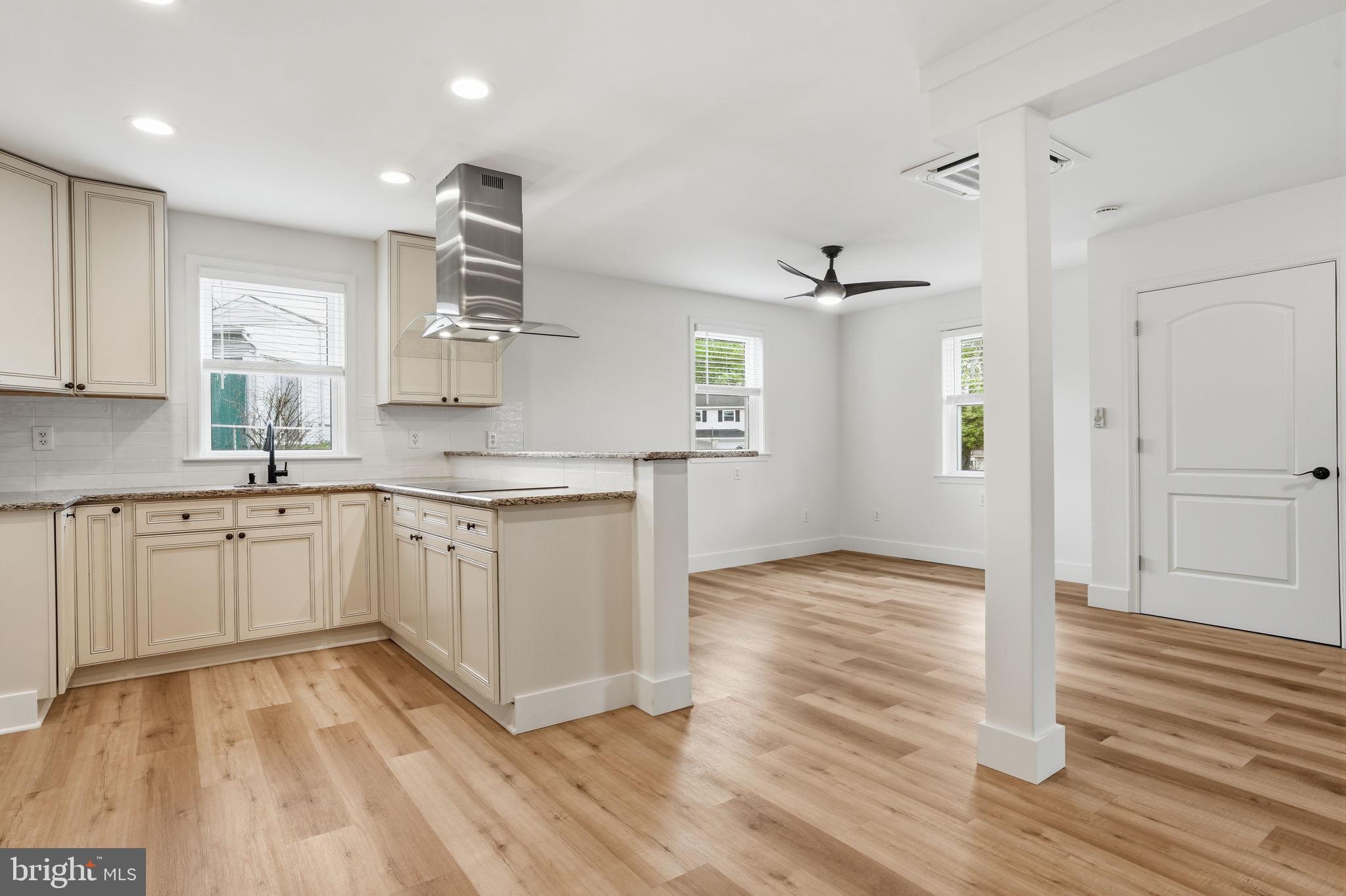 LANGHORNE TERRACE - Residential