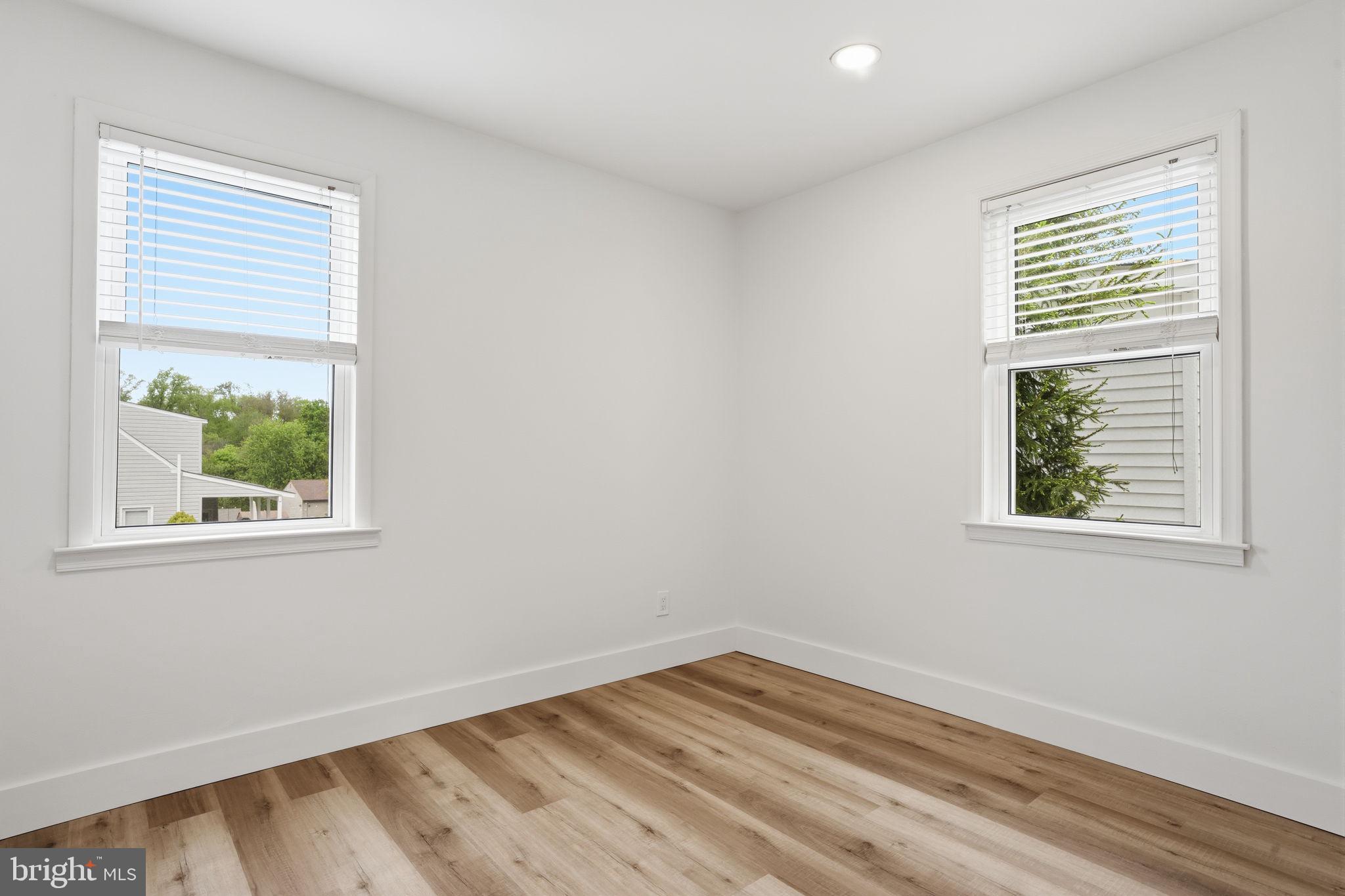 LANGHORNE TERRACE - Residential