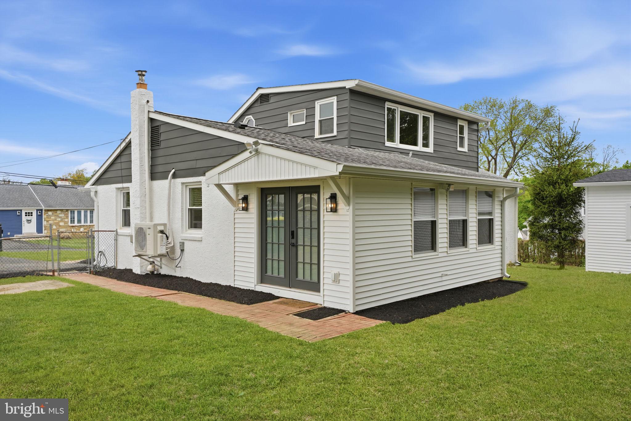 LANGHORNE TERRACE - Residential
