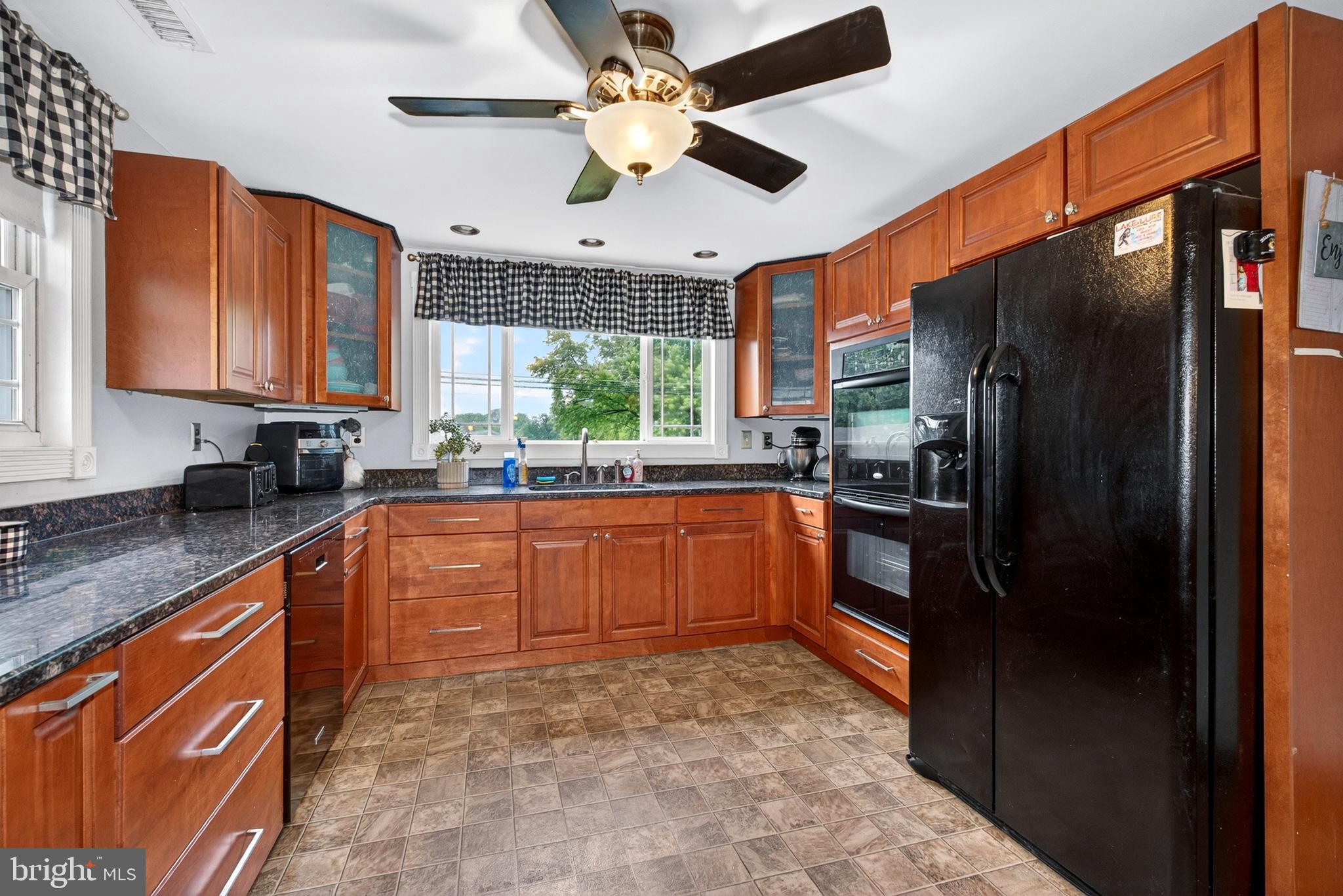 NORTH POINT VILLAGE - Residential