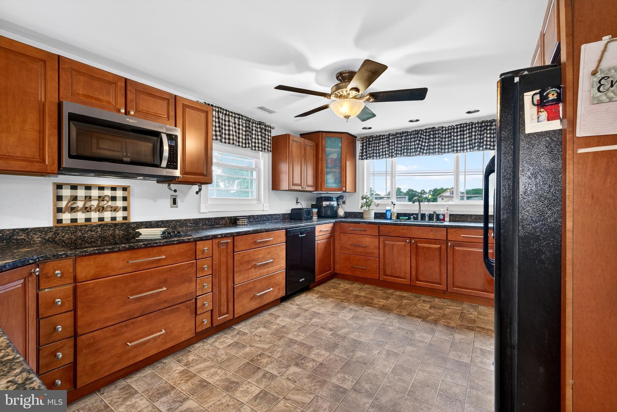 NORTH POINT VILLAGE - Residential