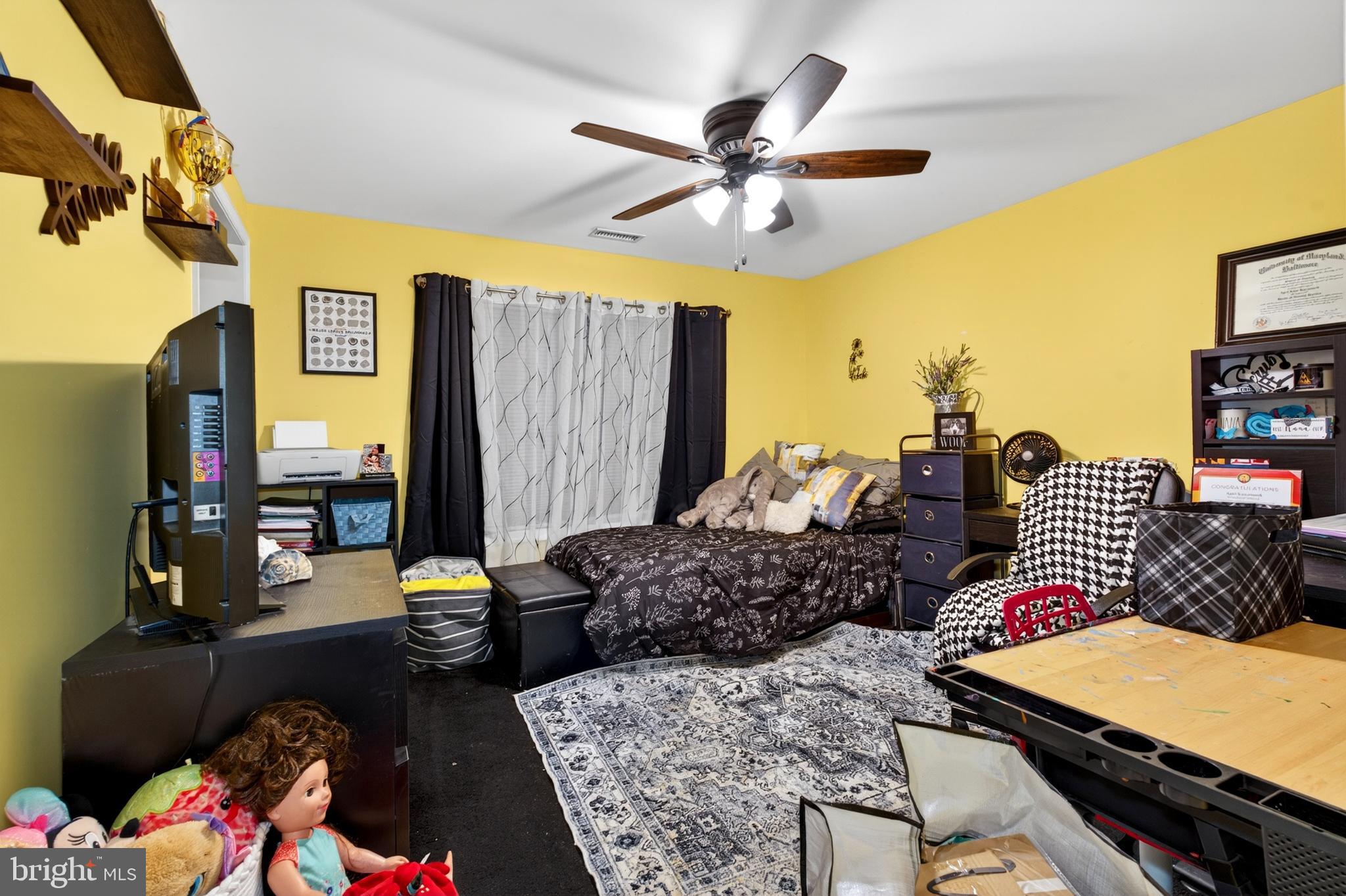 NORTH POINT VILLAGE - Residential