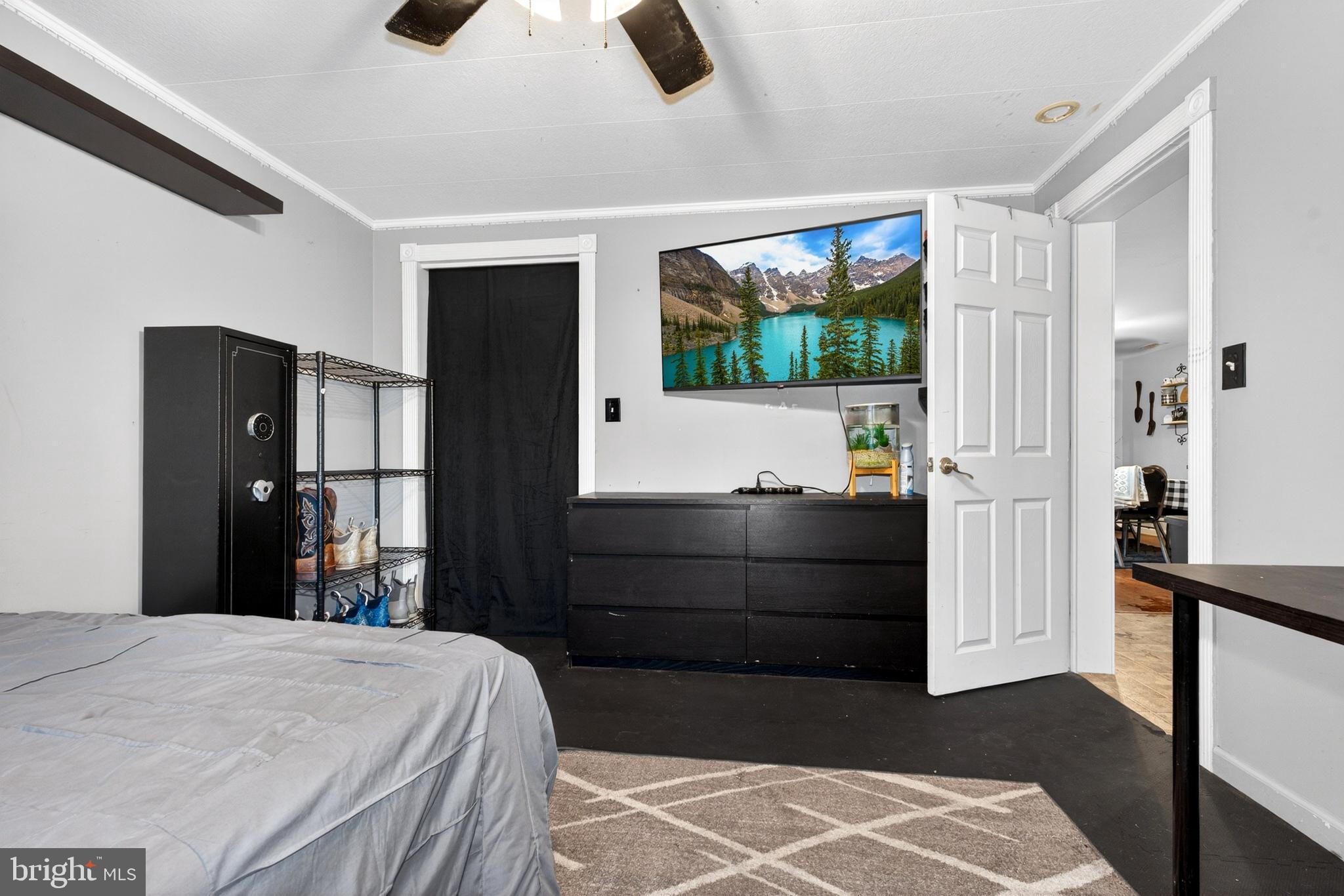 NORTH POINT VILLAGE - Residential