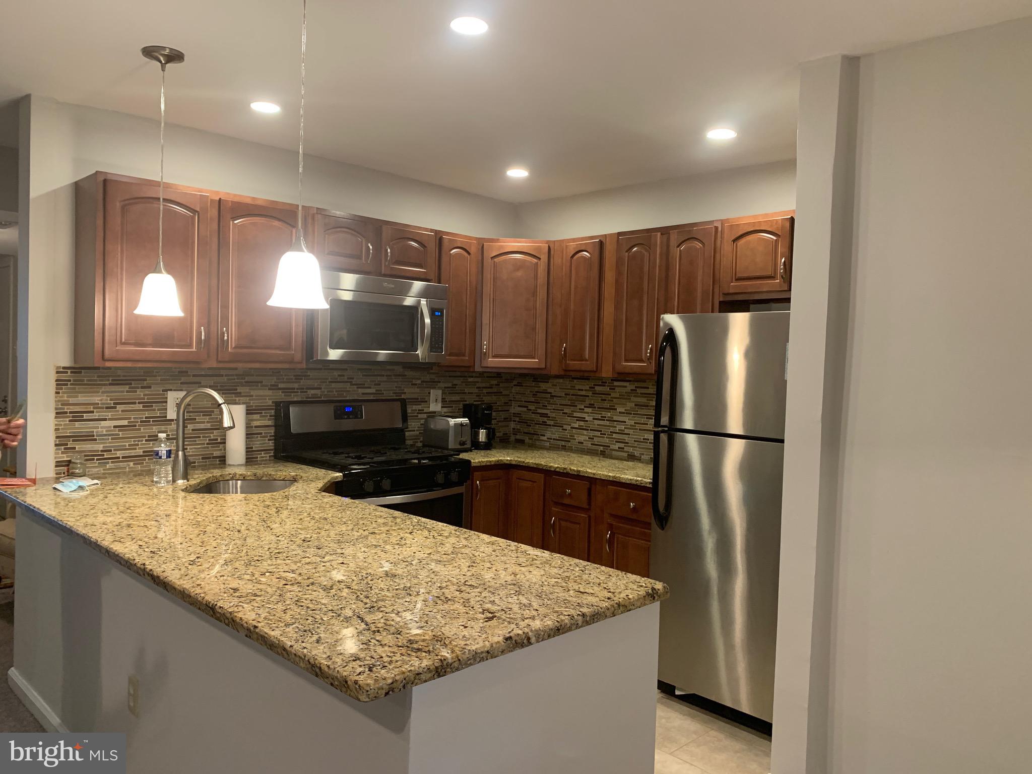 THE MEADOWS - Residential Lease