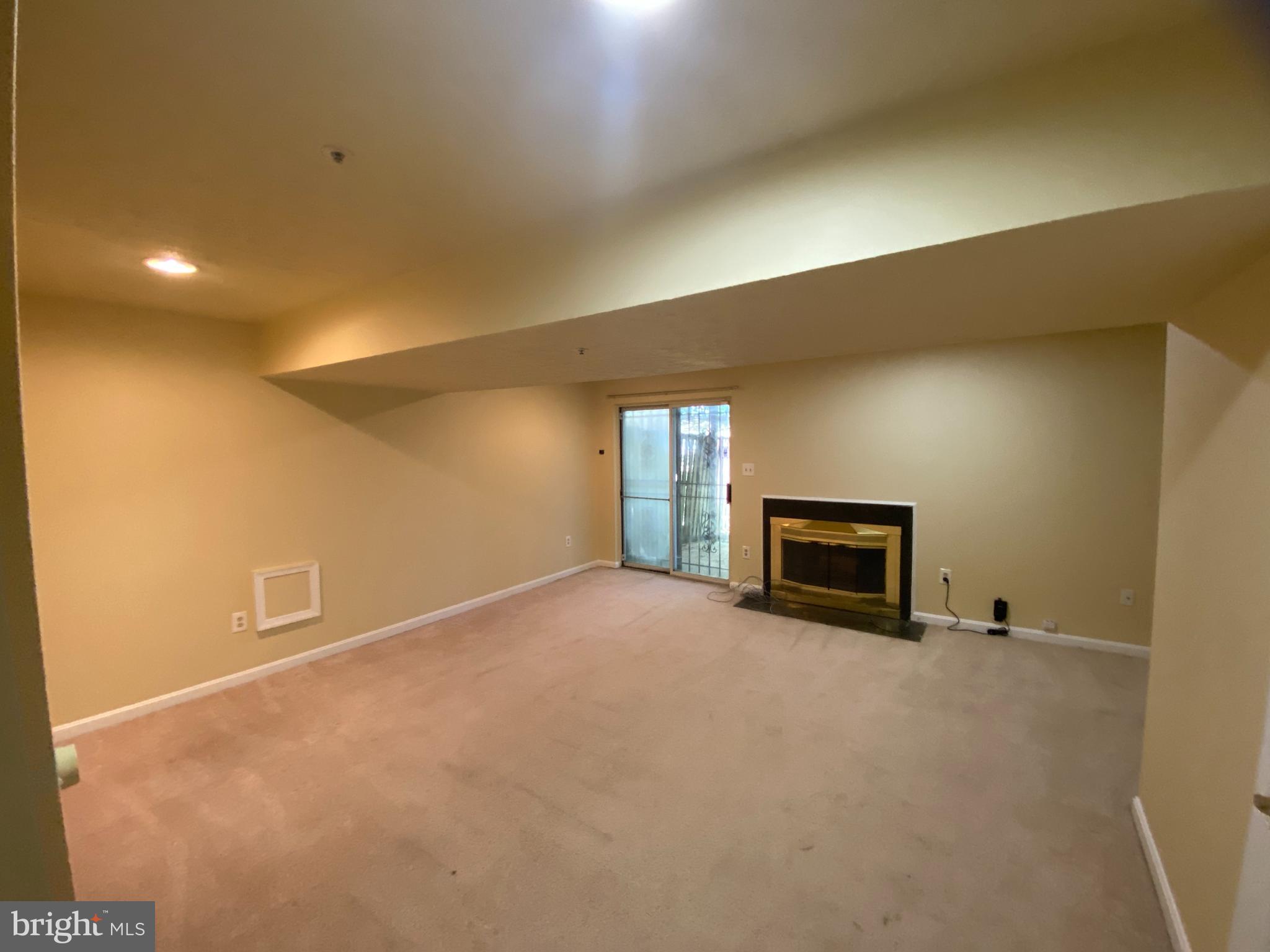 REGENCY MEADOWS - Residential