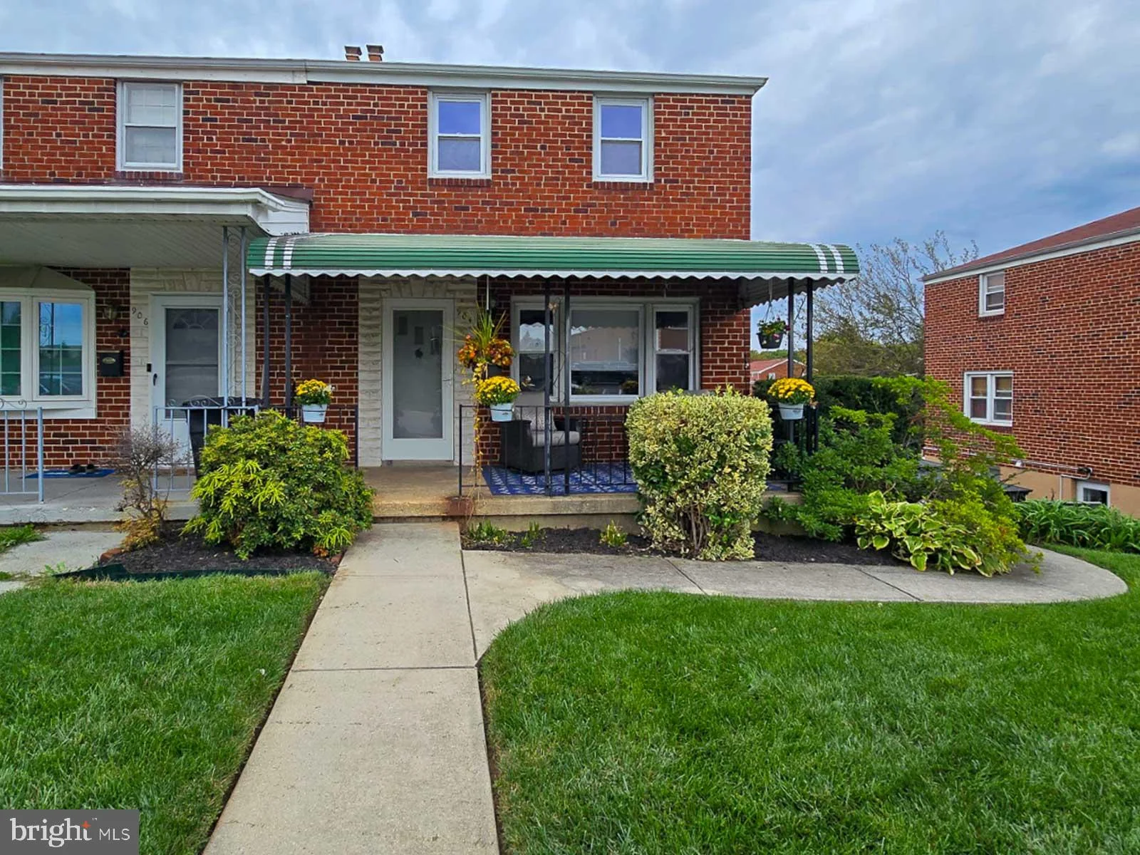 904 Courtney Road
