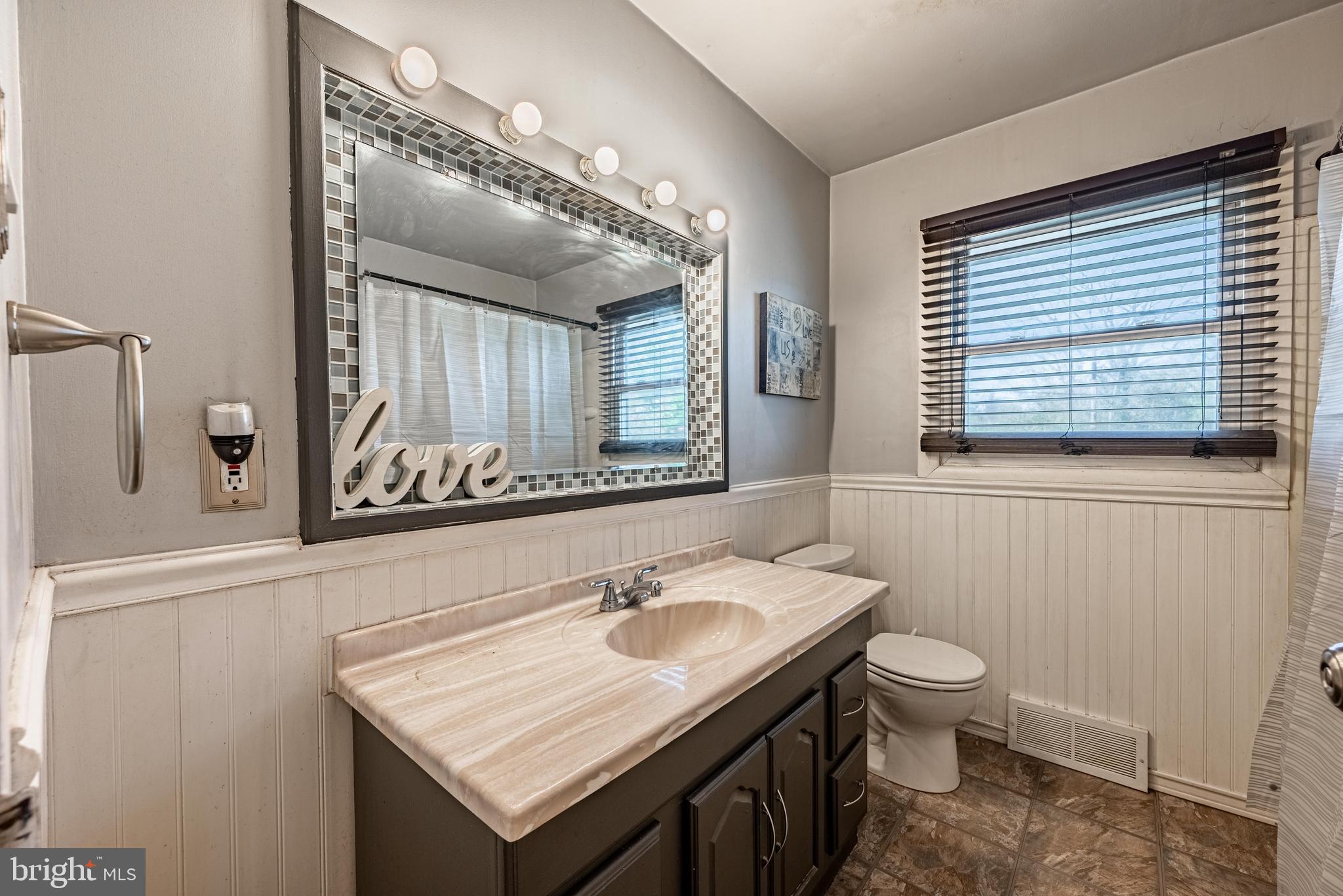 MILFORD RIDGE - Residential