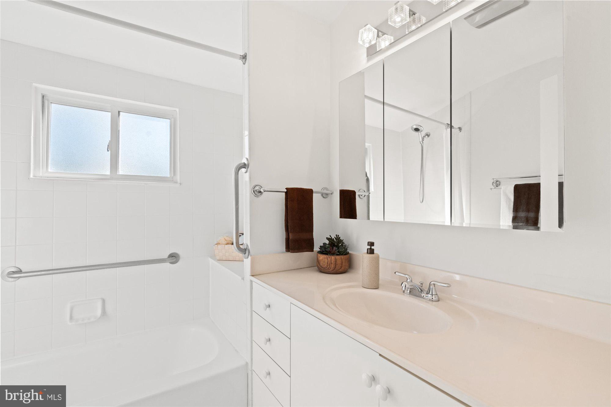 ASHBURTON - Residential