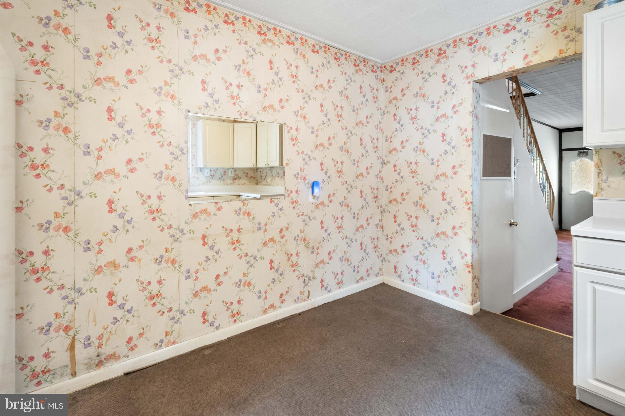 EAST FALLS - Residential