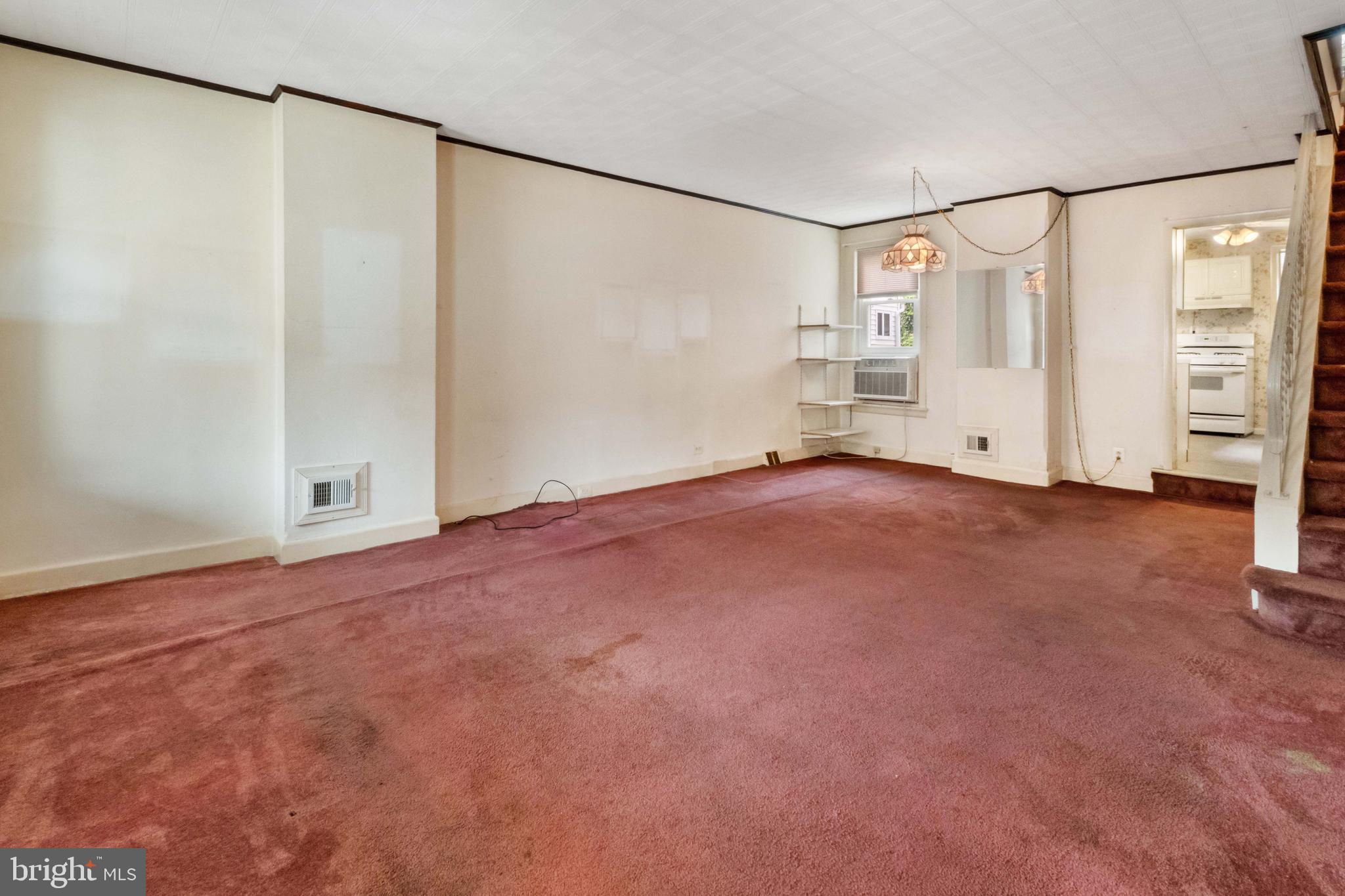 EAST FALLS - Residential