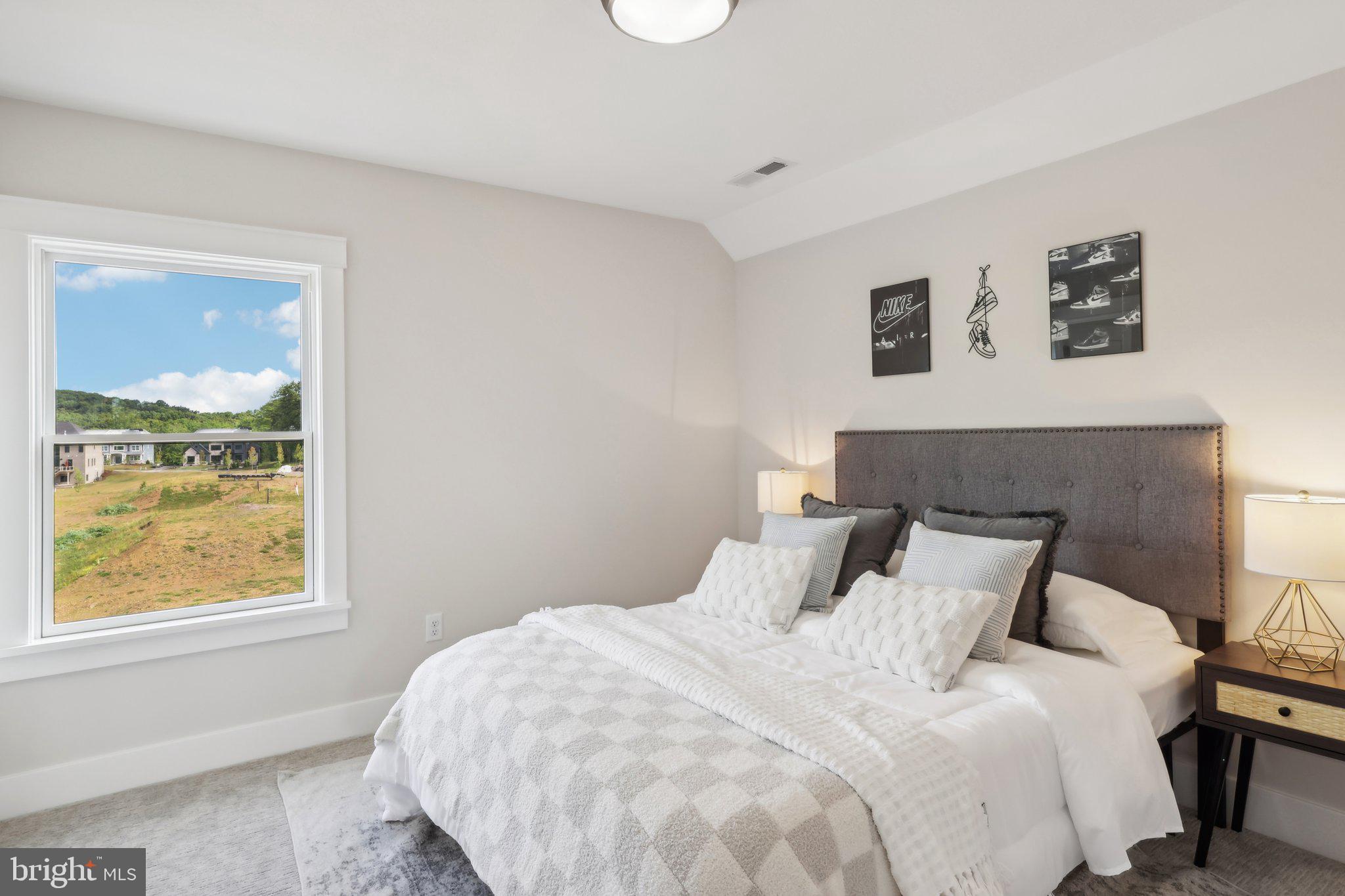 CEDAR VIEW - Residential