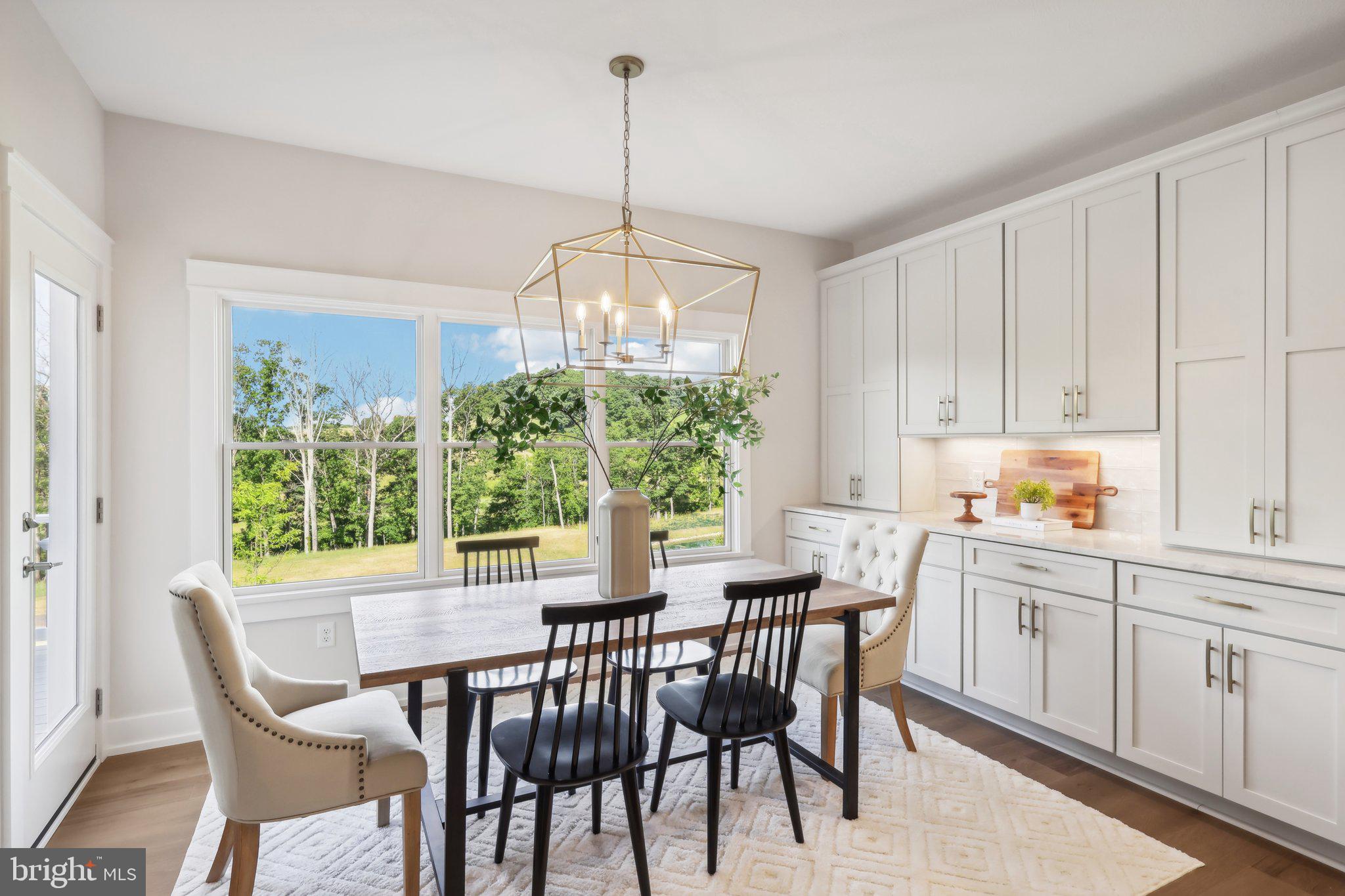 CEDAR VIEW - Residential