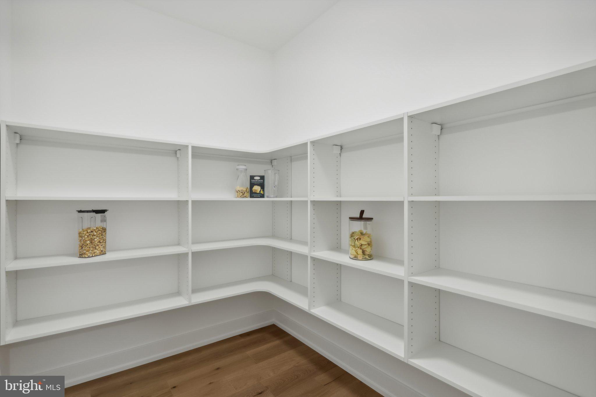 CEDAR VIEW - Residential