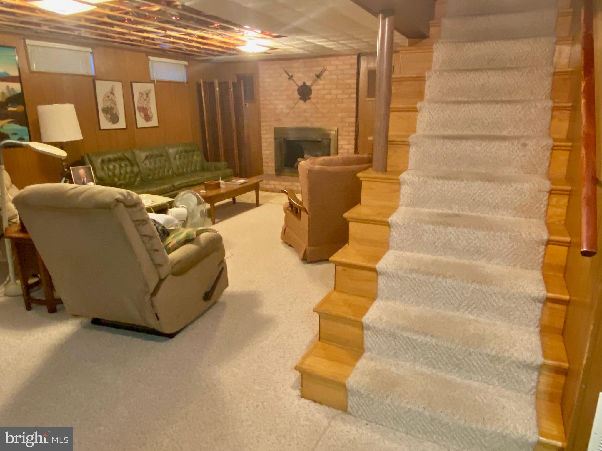 PROSPECT HILLS - Residential