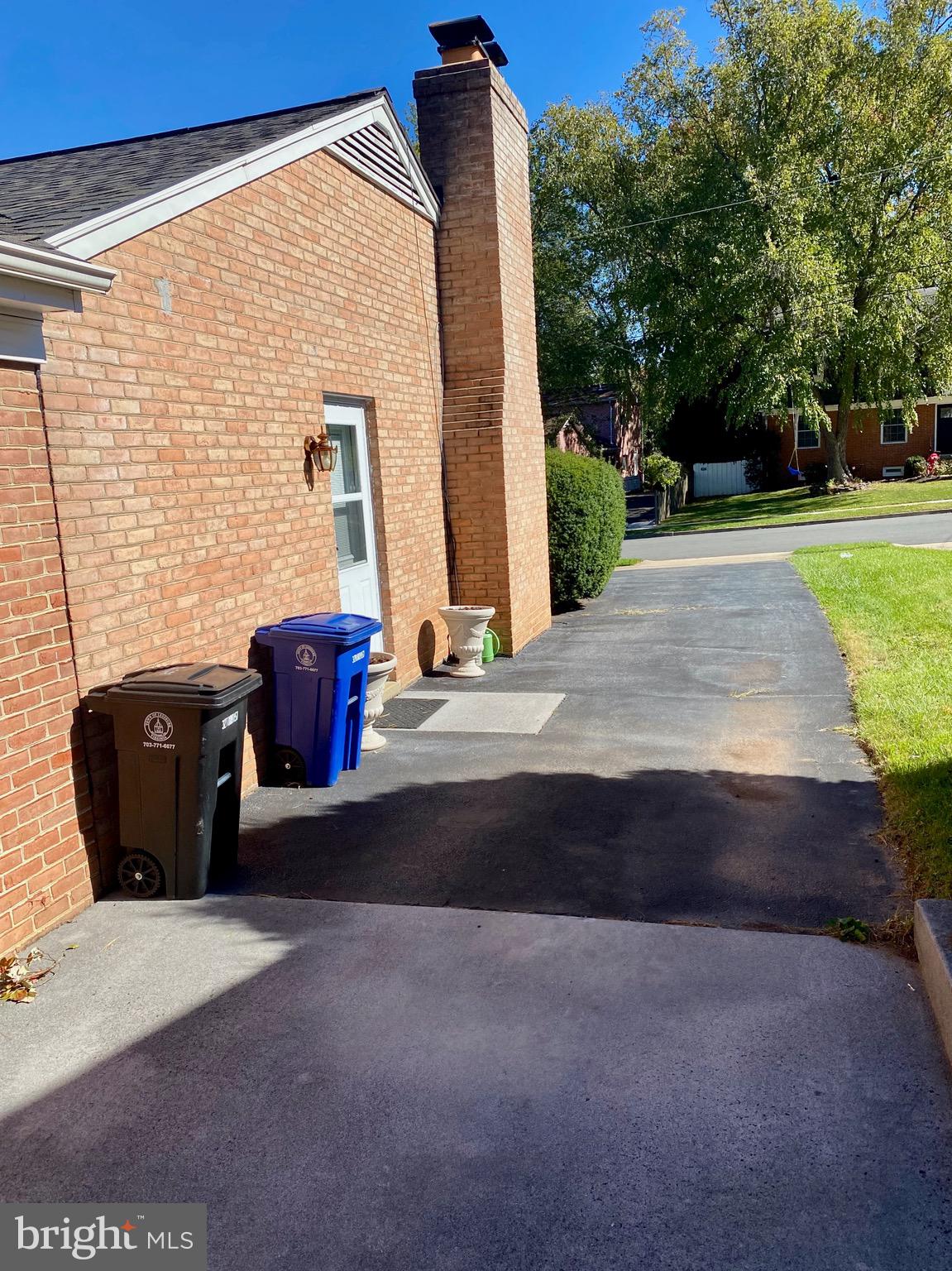 PROSPECT HILLS - Residential