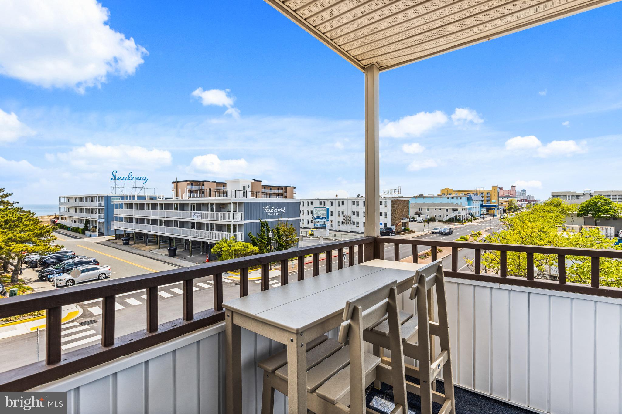 2801 N BALTIMORE AVENUE 307