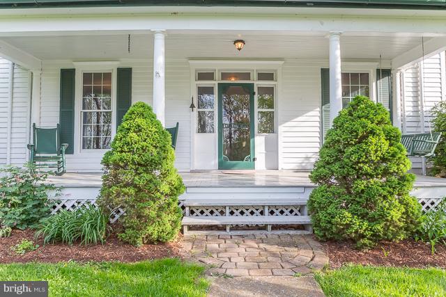 CNGS APT AND SHEND COMS - Residential