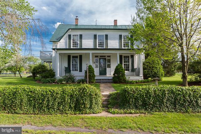 CNGS APT AND SHEND COMS - Residential