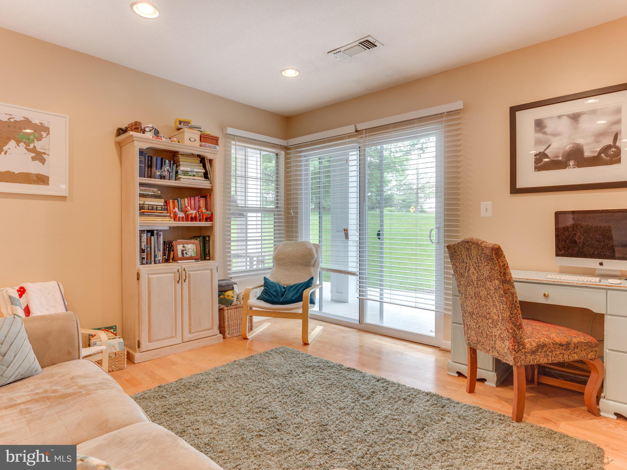 SOUTH GLEN - Residential