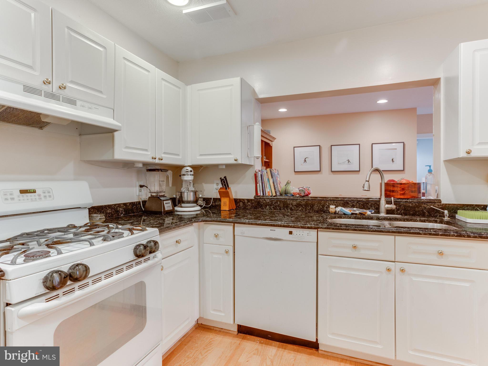 SOUTH GLEN - Residential