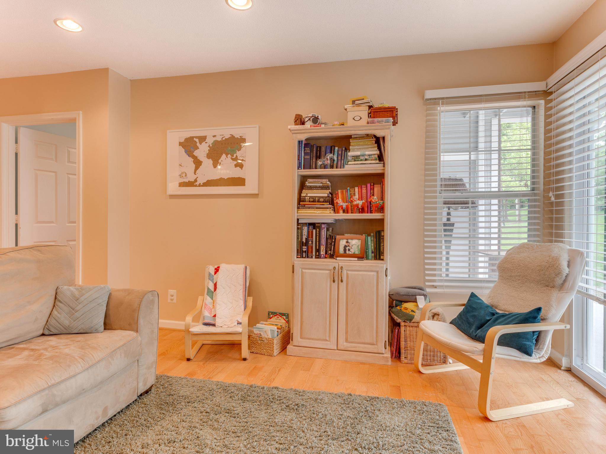 SOUTH GLEN - Residential