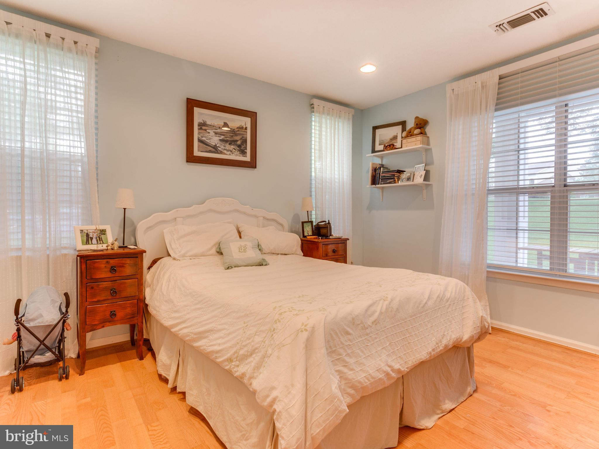 SOUTH GLEN - Residential