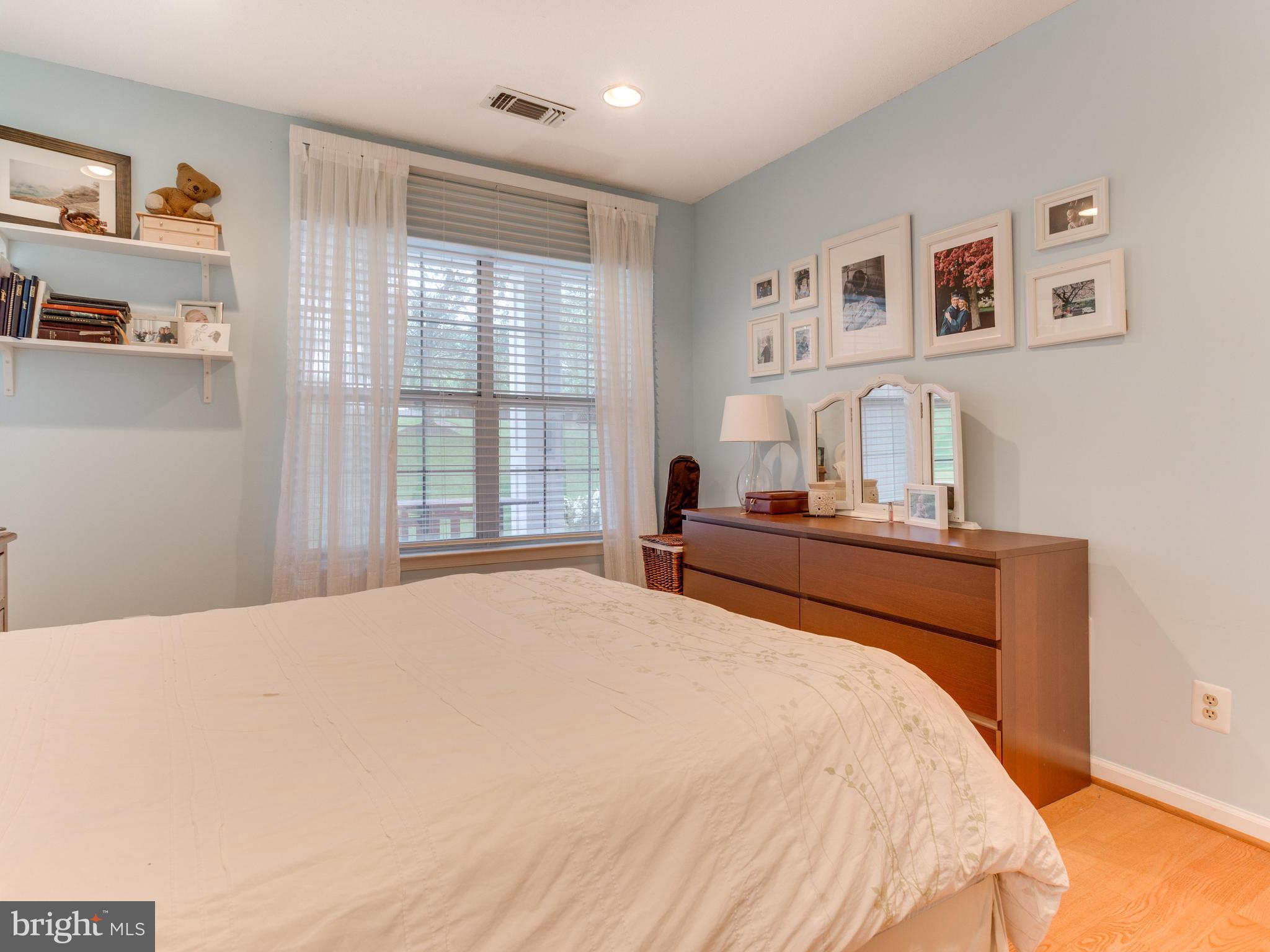 SOUTH GLEN - Residential