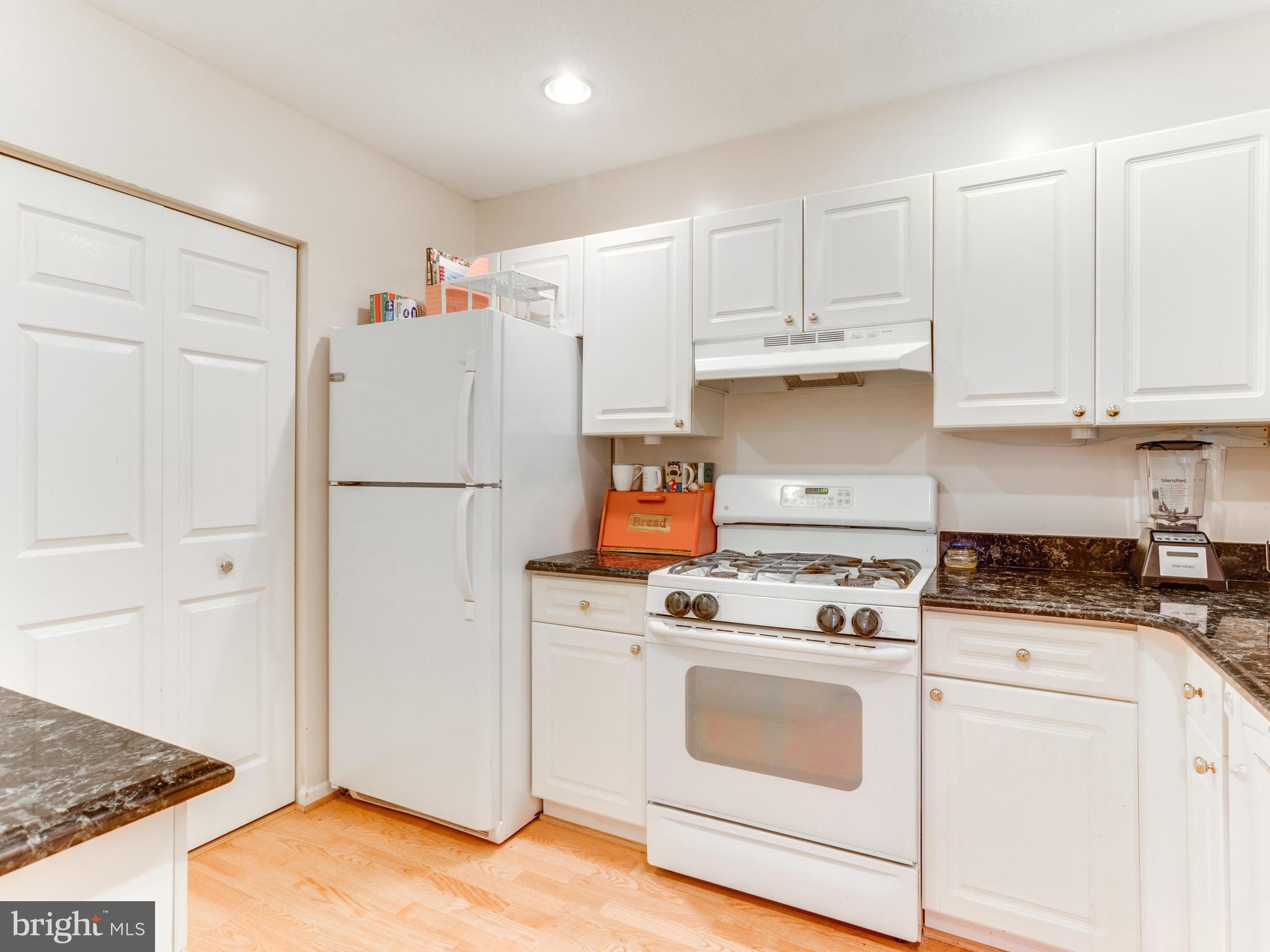 SOUTH GLEN - Residential