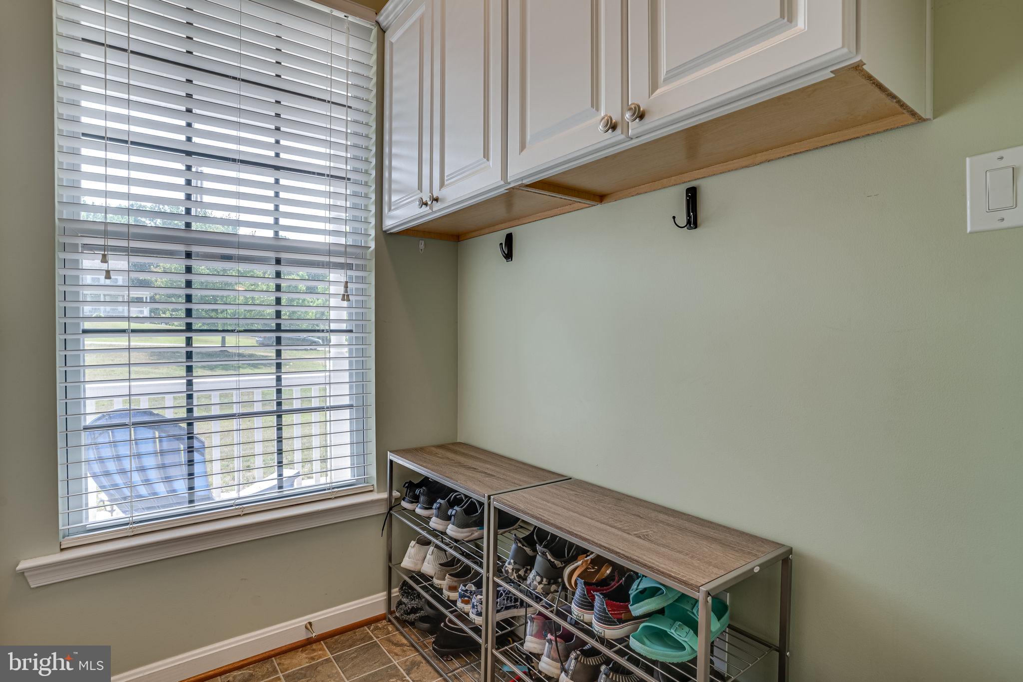 HUGHESVILLE - Residential