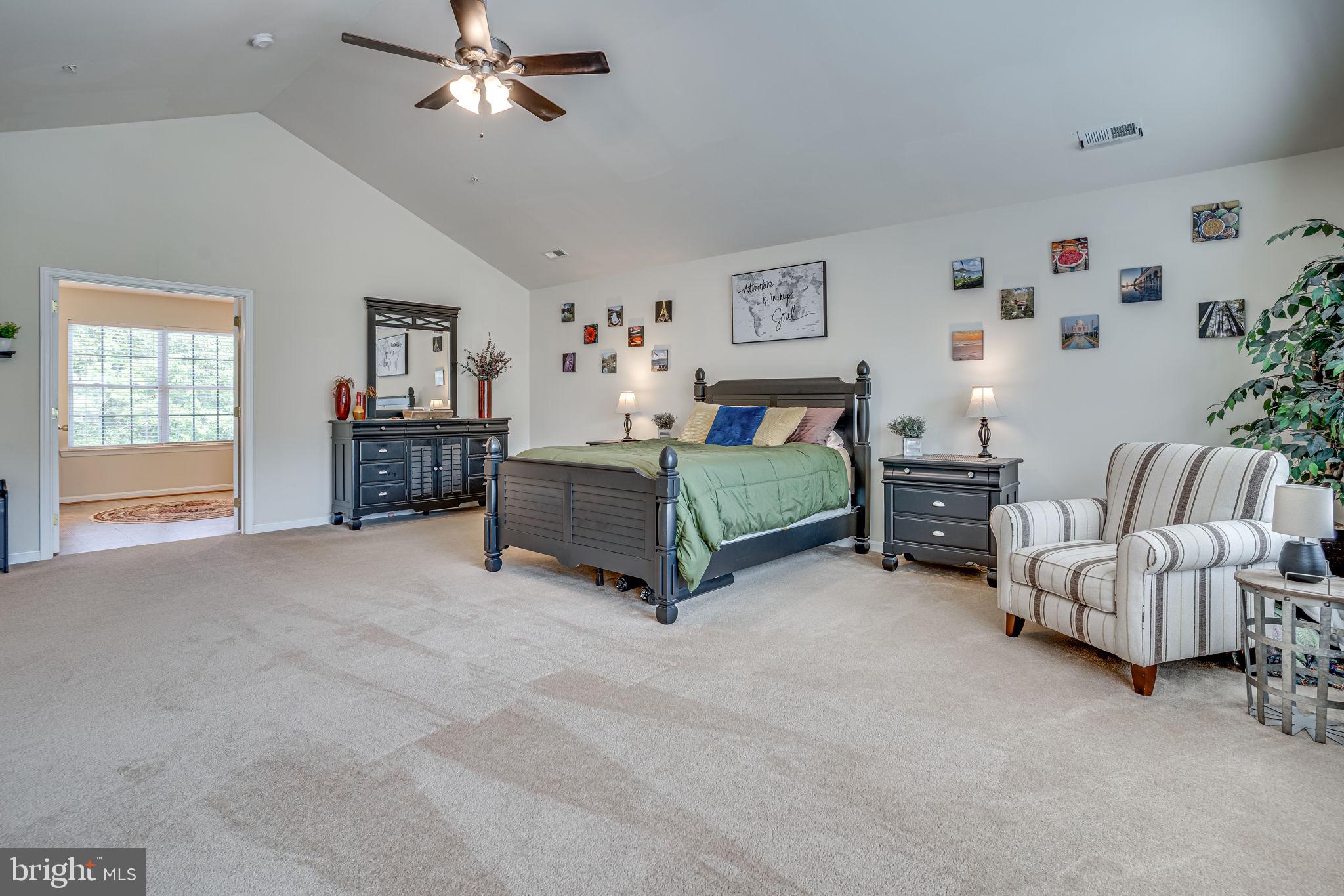 HUGHESVILLE - Residential