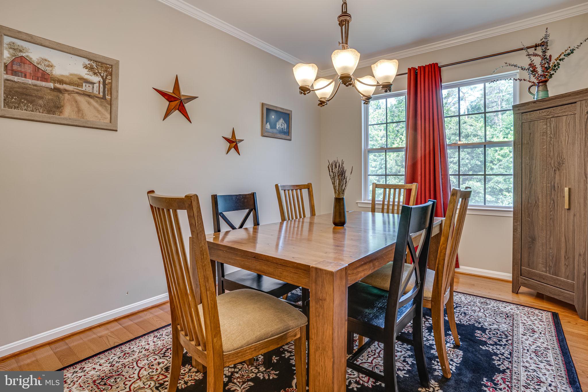 HUGHESVILLE - Residential