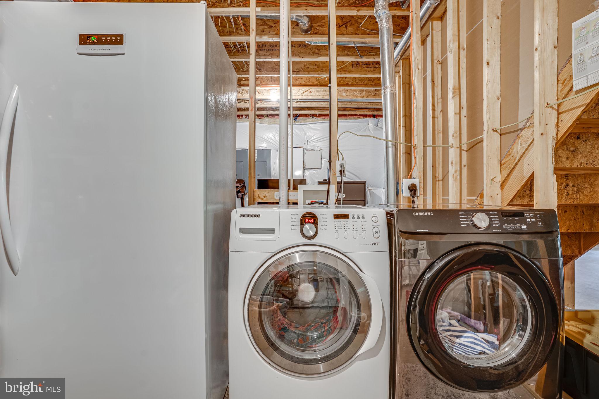 HUGHESVILLE - Residential