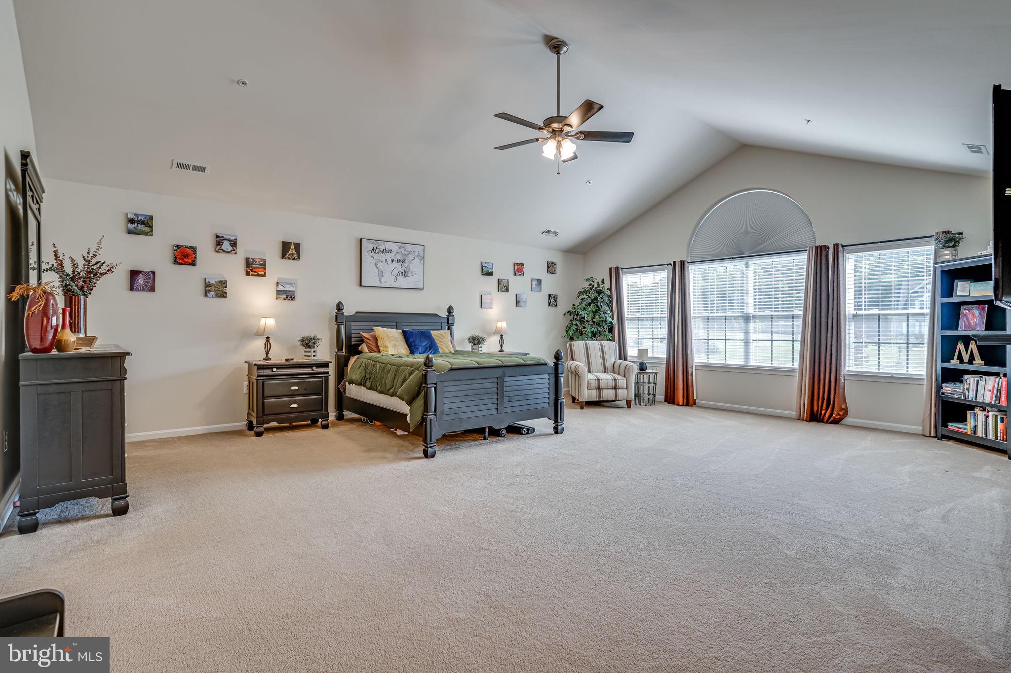 HUGHESVILLE - Residential