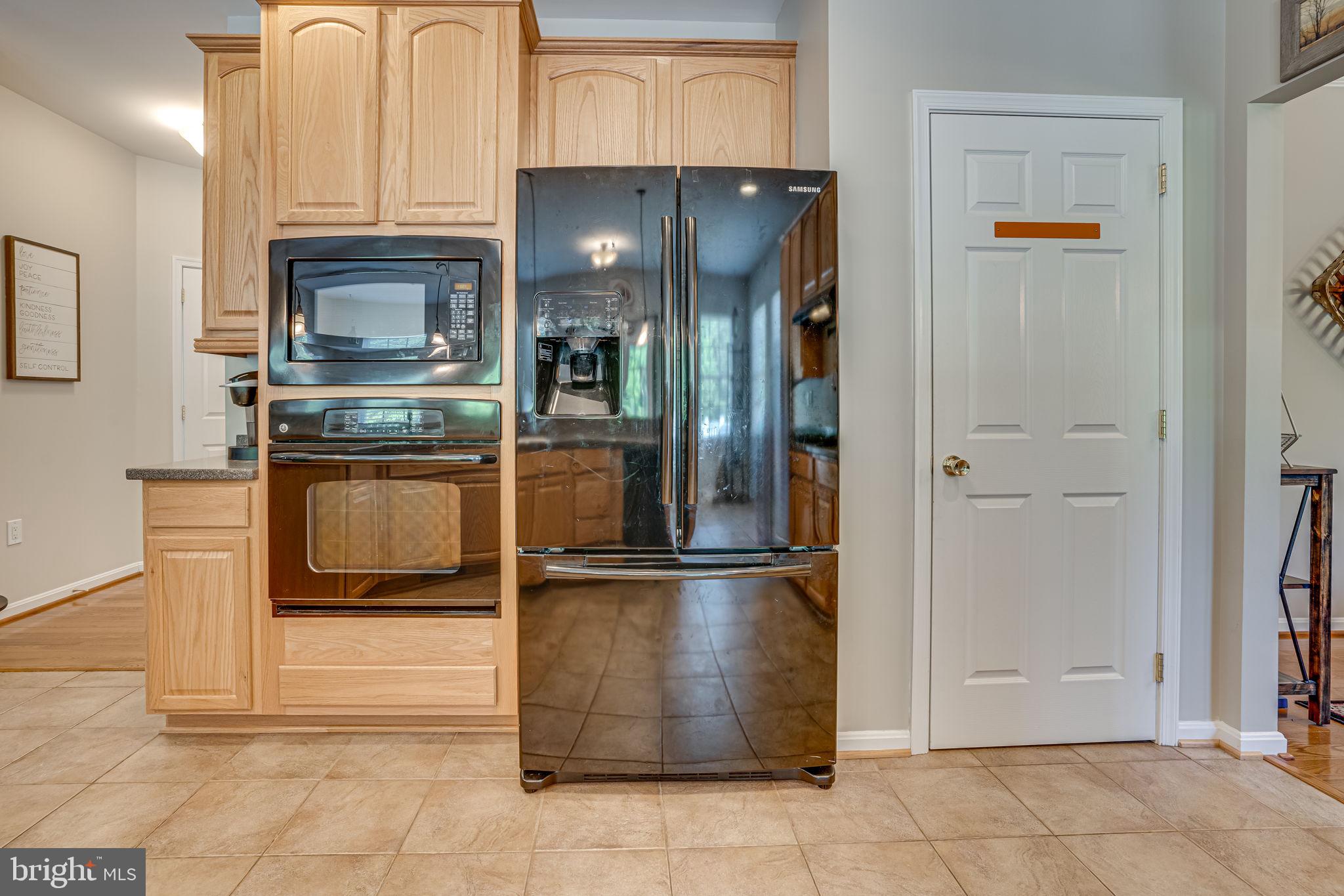 HUGHESVILLE - Residential