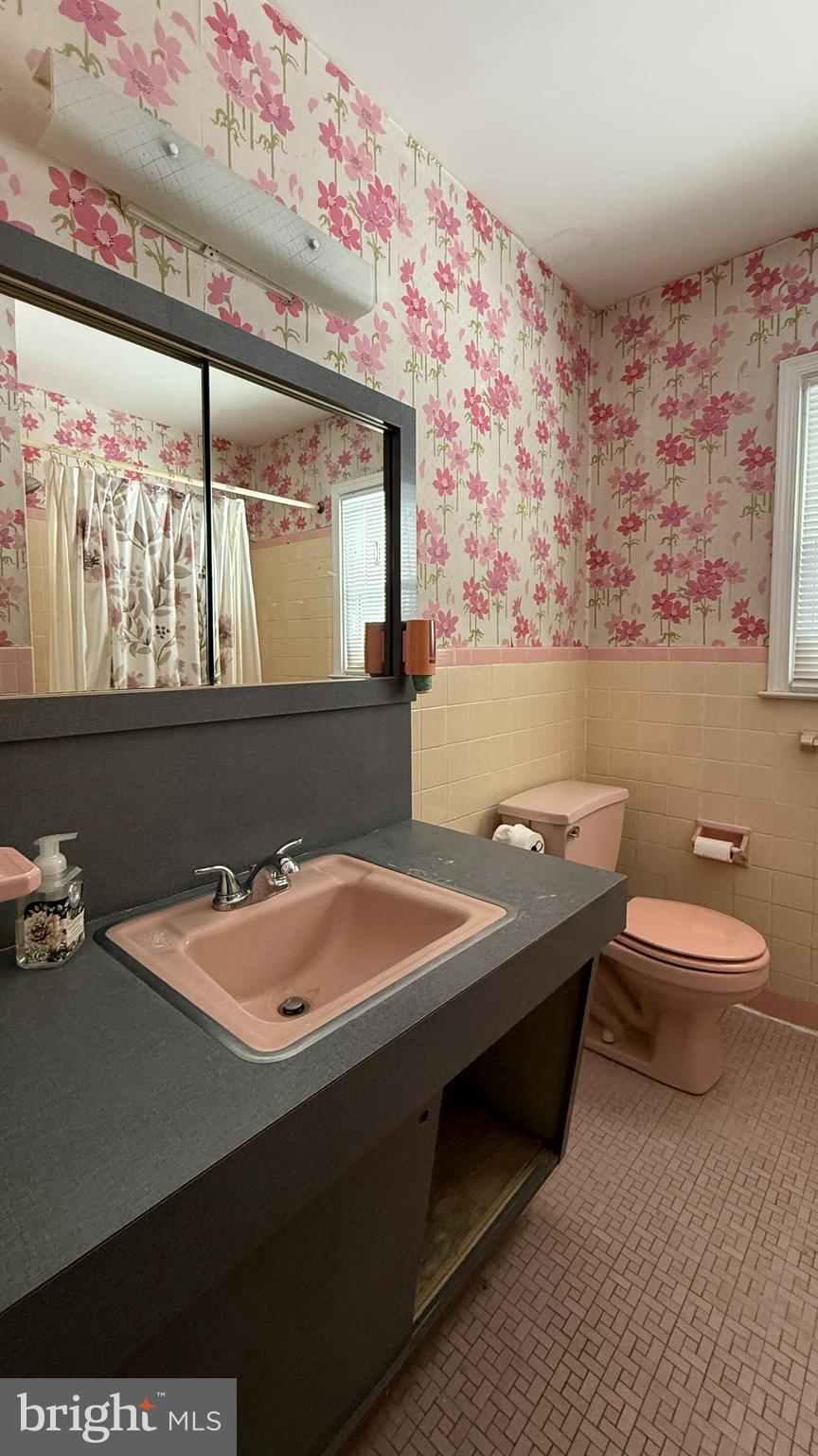 FAIRWAYS - Residential