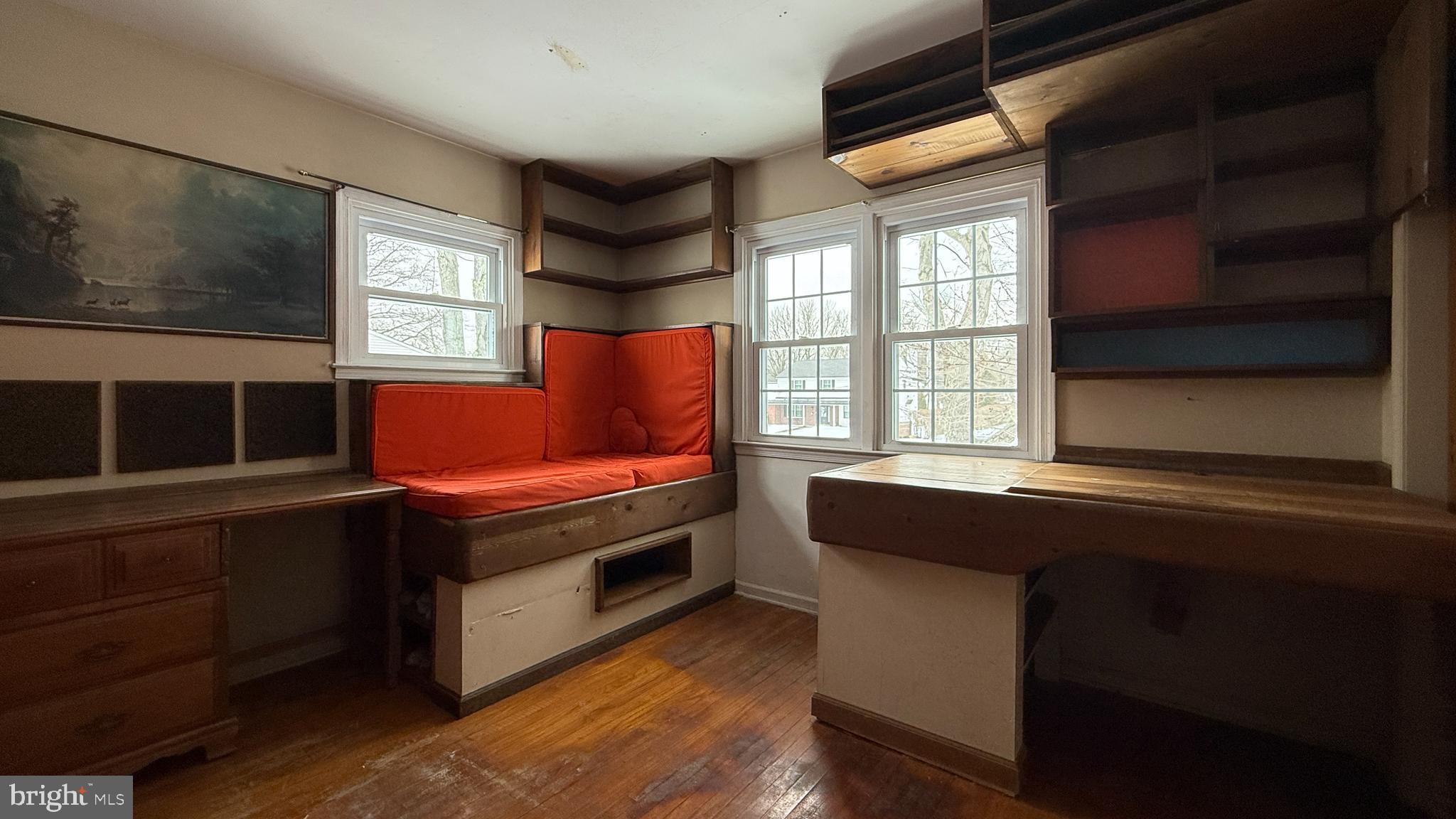 FAIRWAYS - Residential