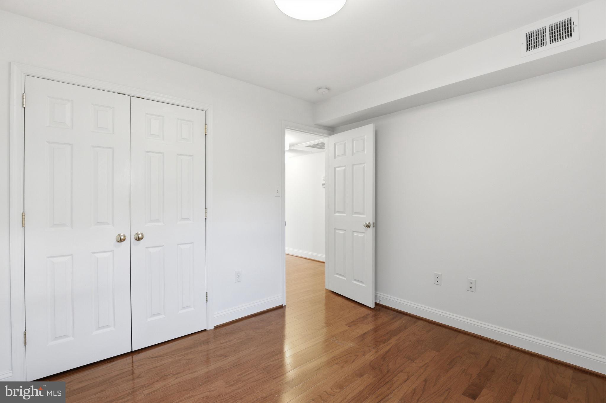 INVERNESS KNOLLS - Residential