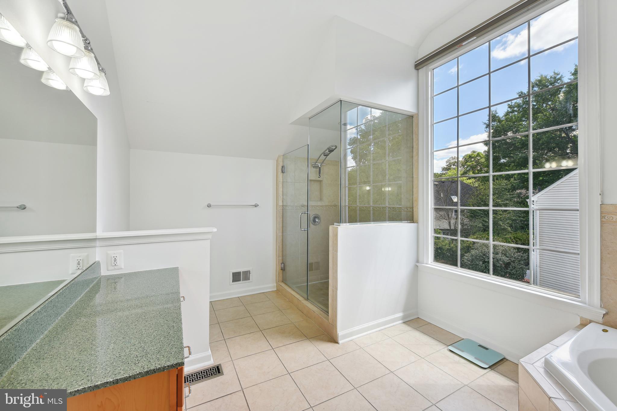 COUNTRYSIDE - Residential