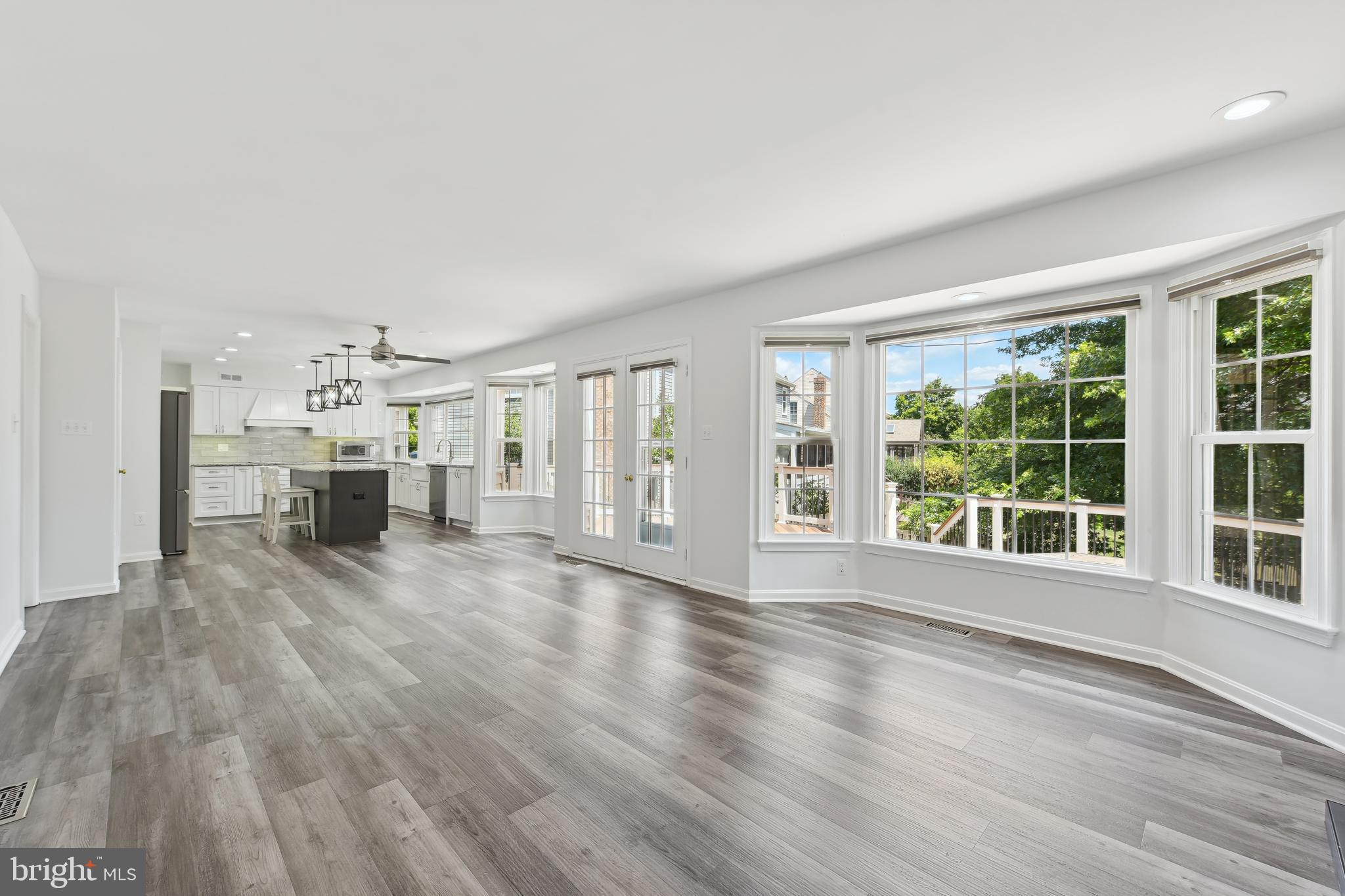 COUNTRYSIDE - Residential