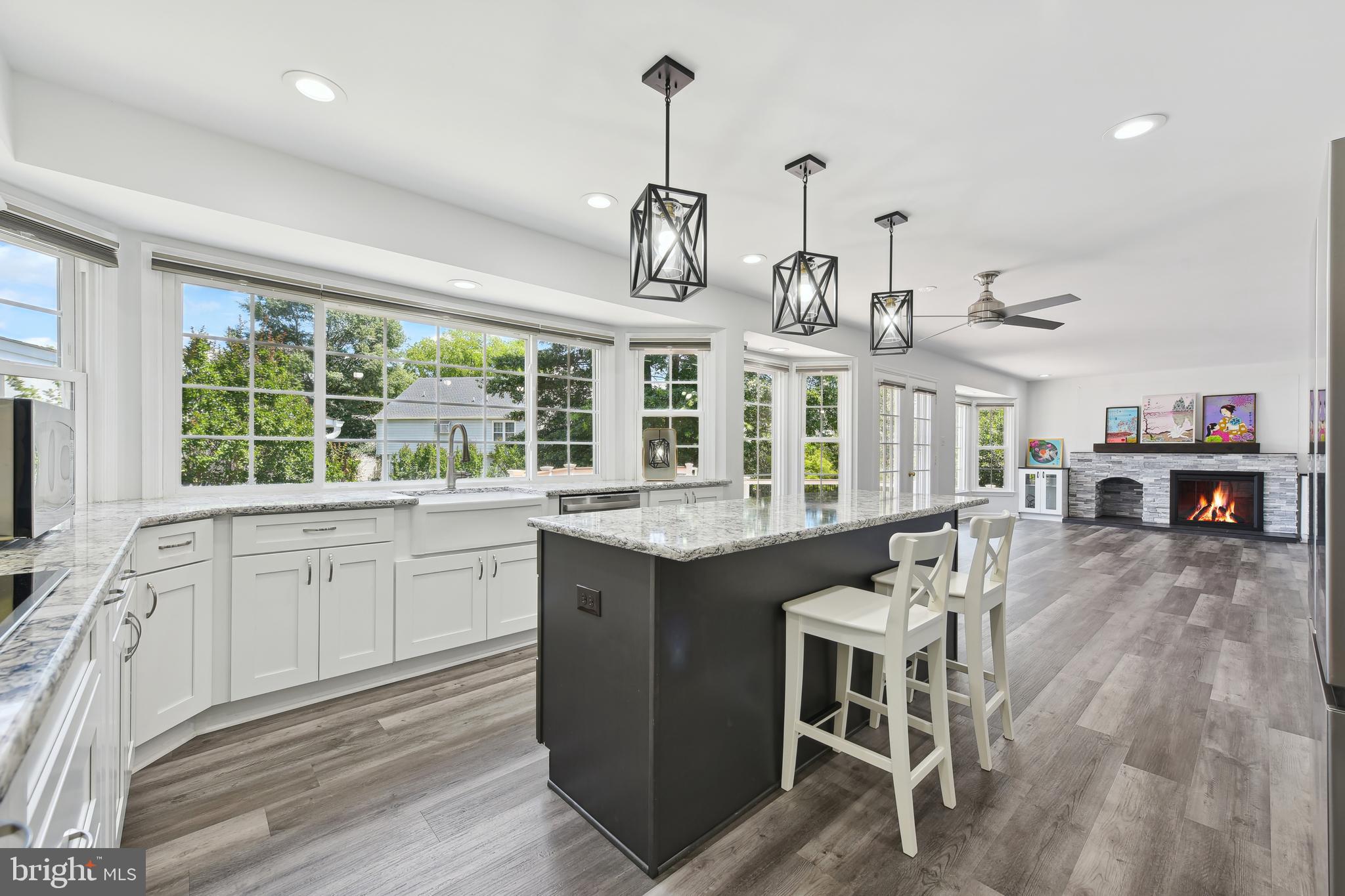 COUNTRYSIDE - Residential