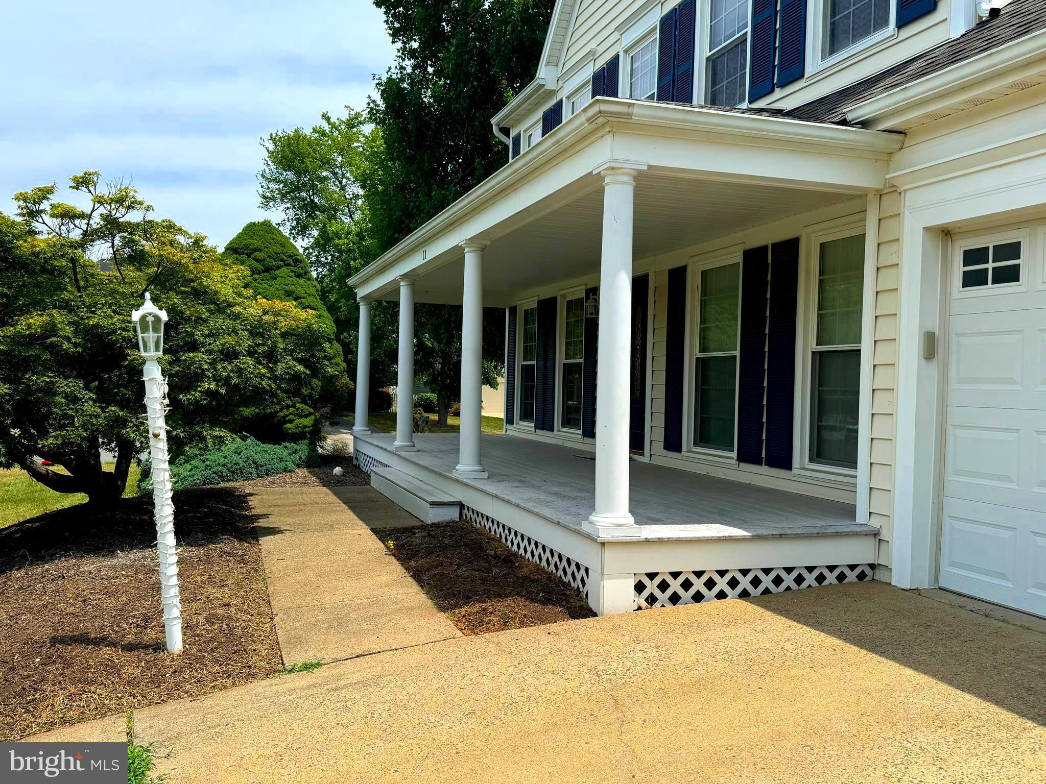 COUNTRYSIDE - Residential