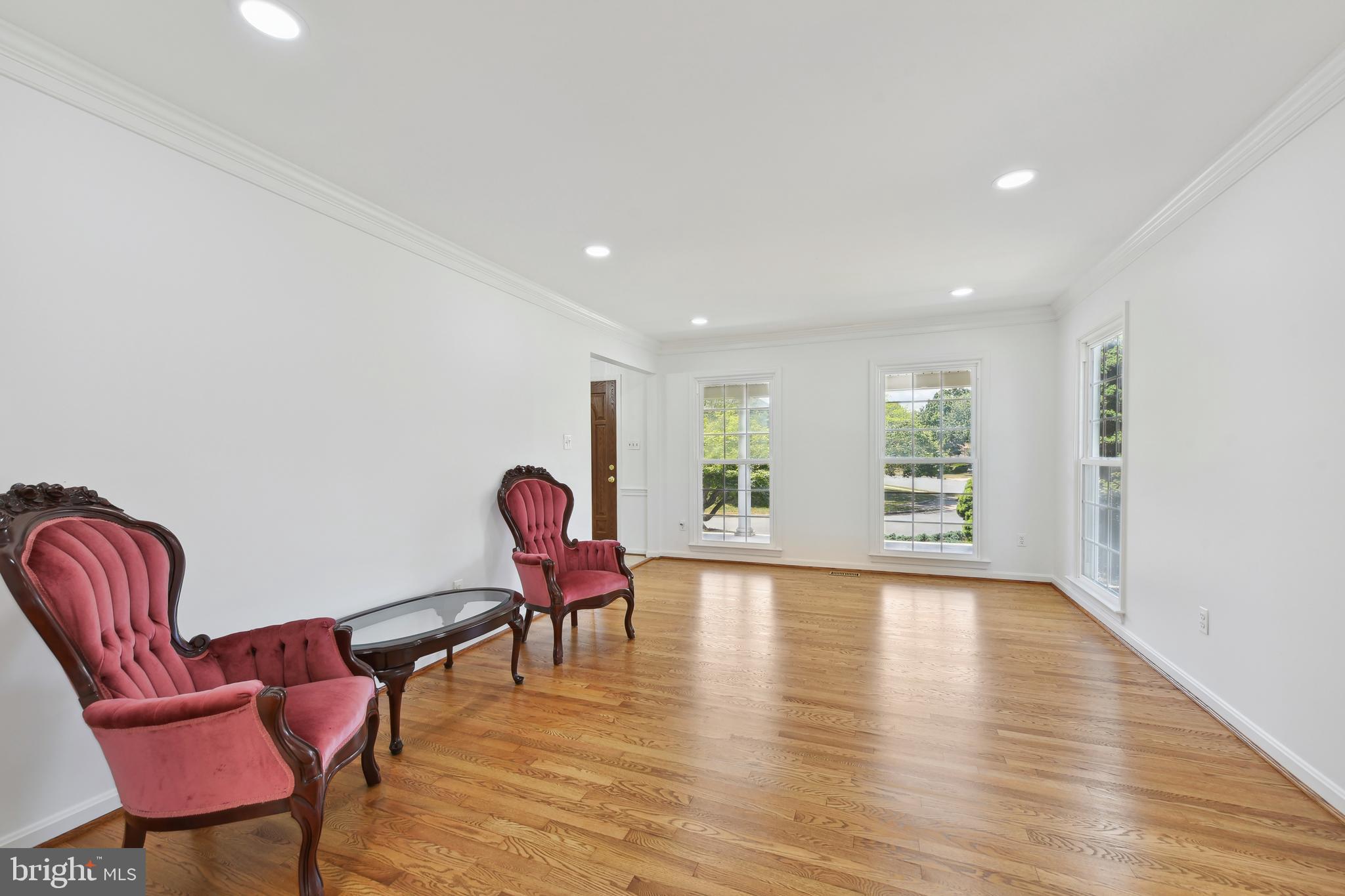 COUNTRYSIDE - Residential